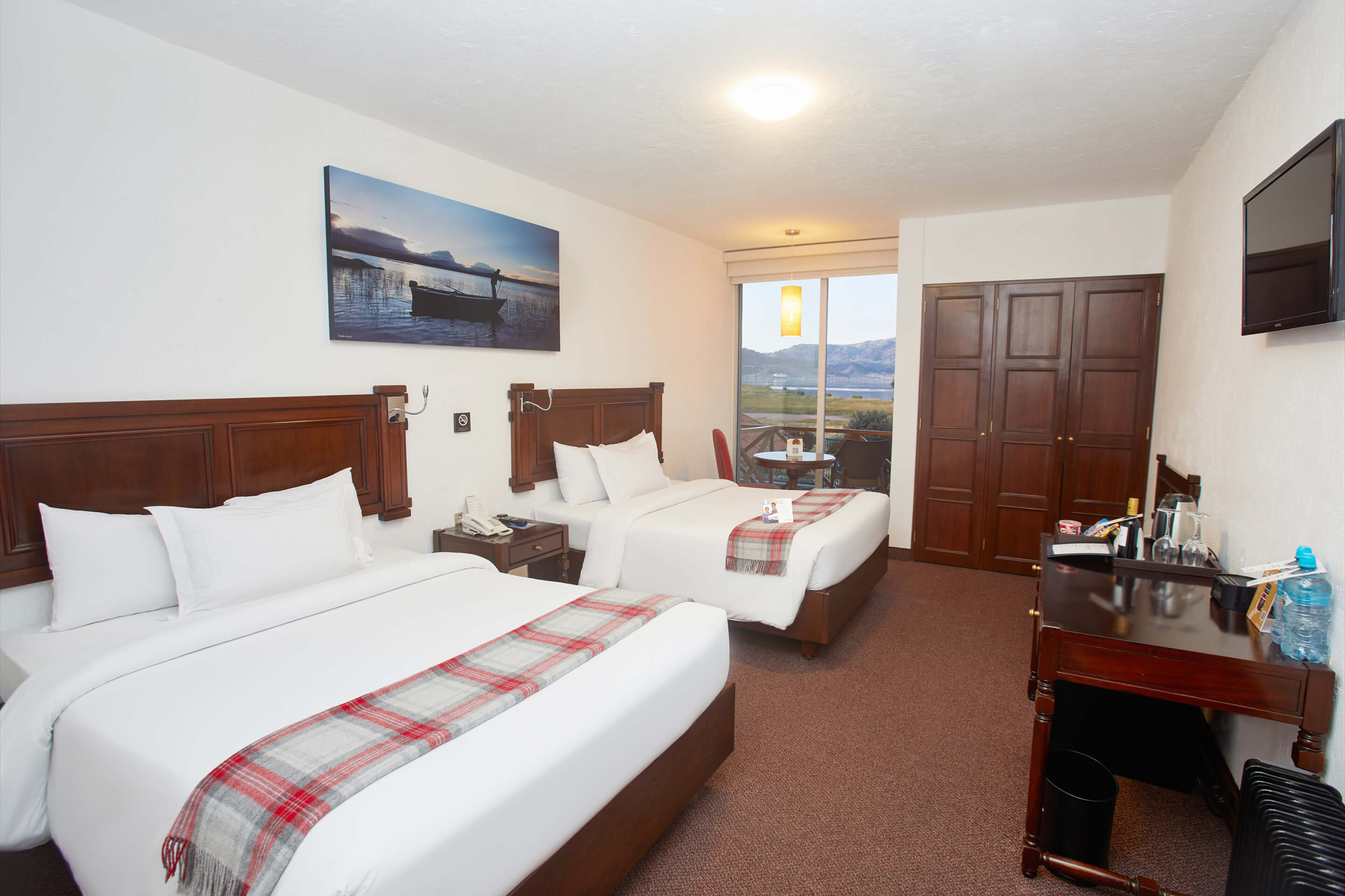 Twin Superior Lake View