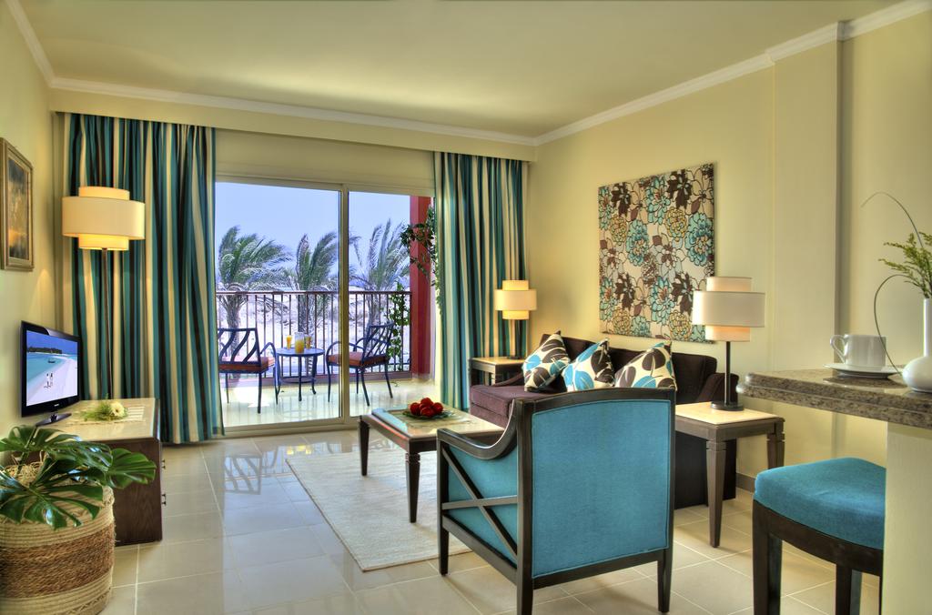 Family Room Garden View