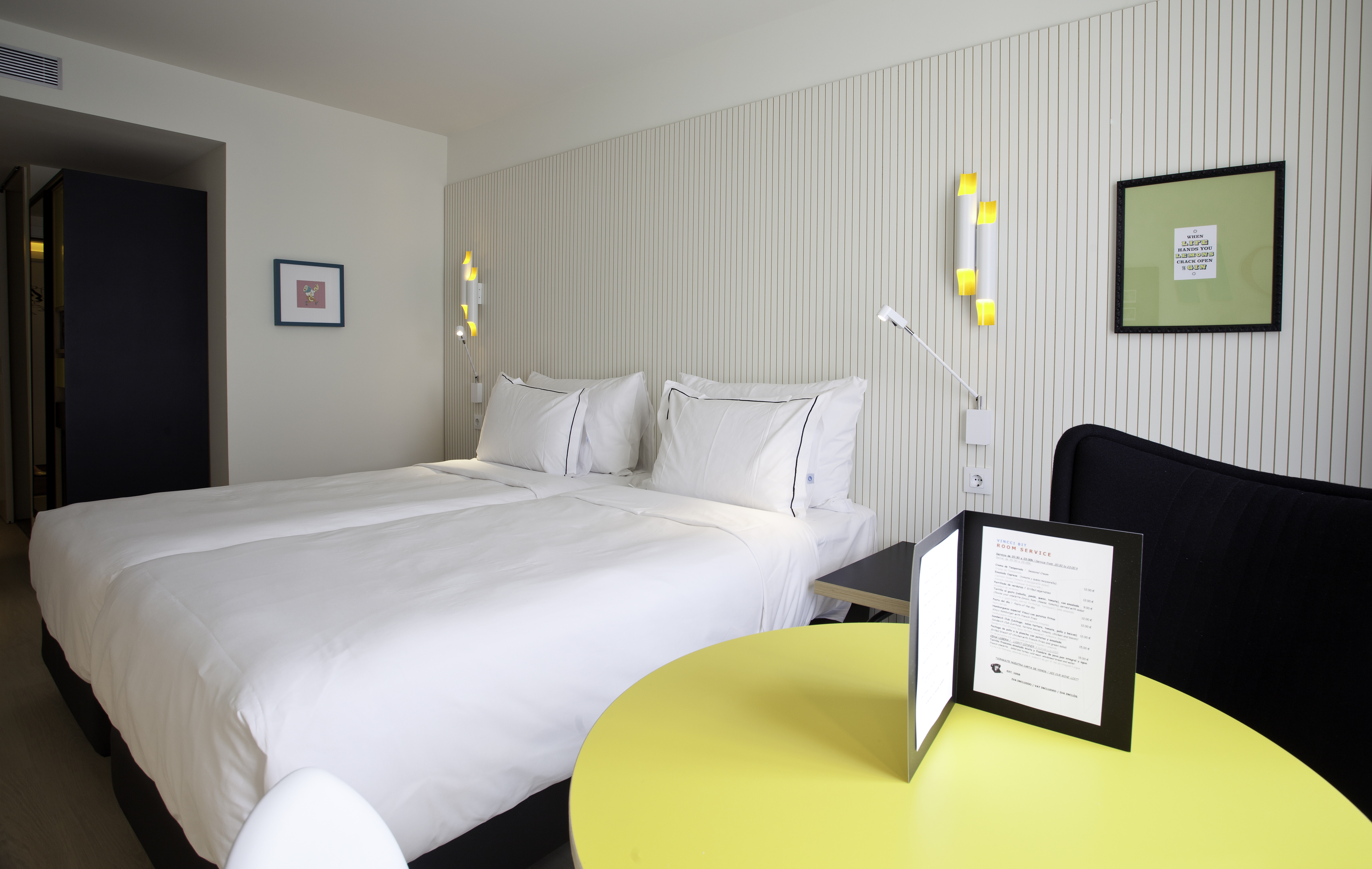 Room Connecting Room