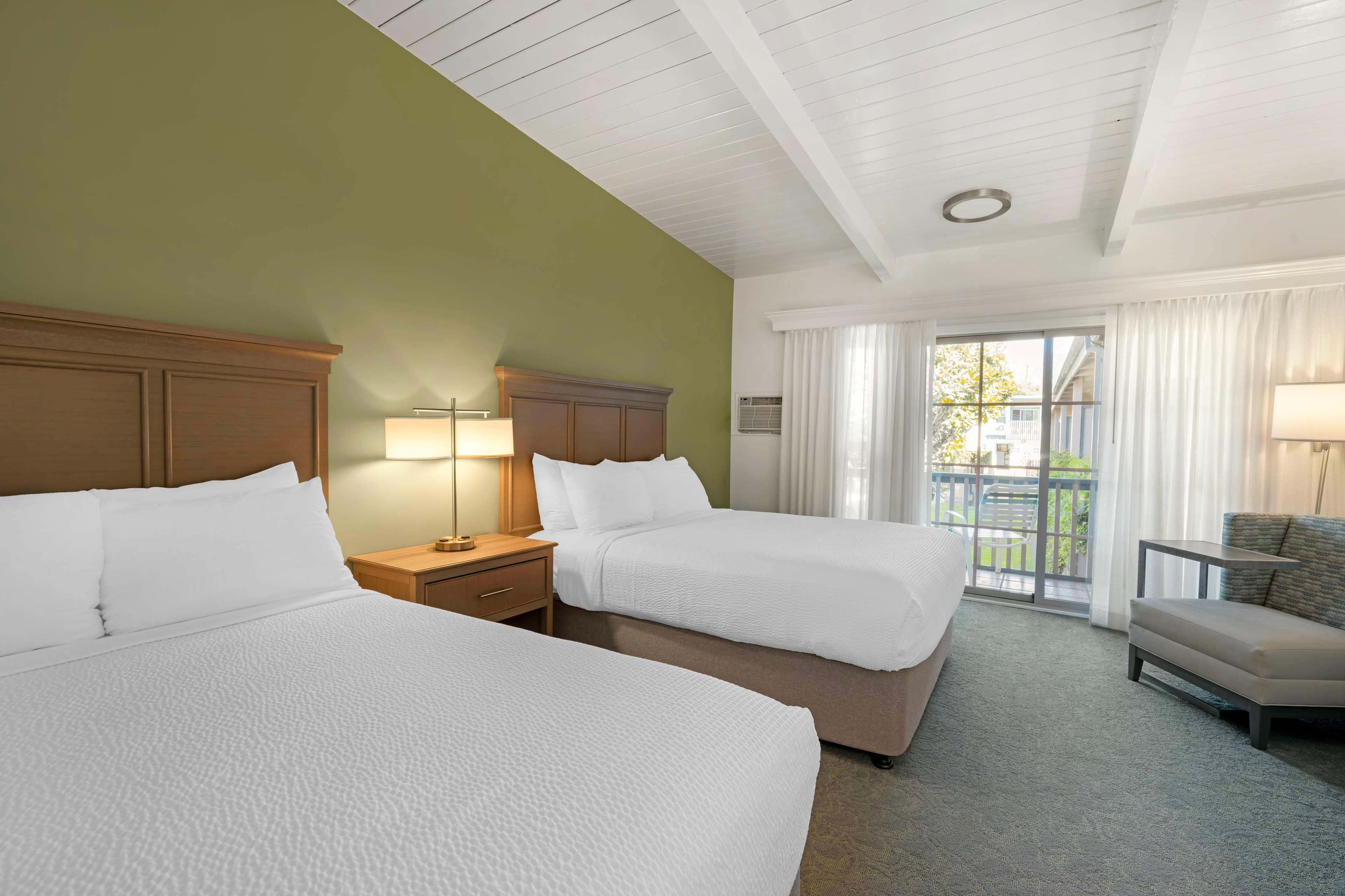 Double Two Queen Beds