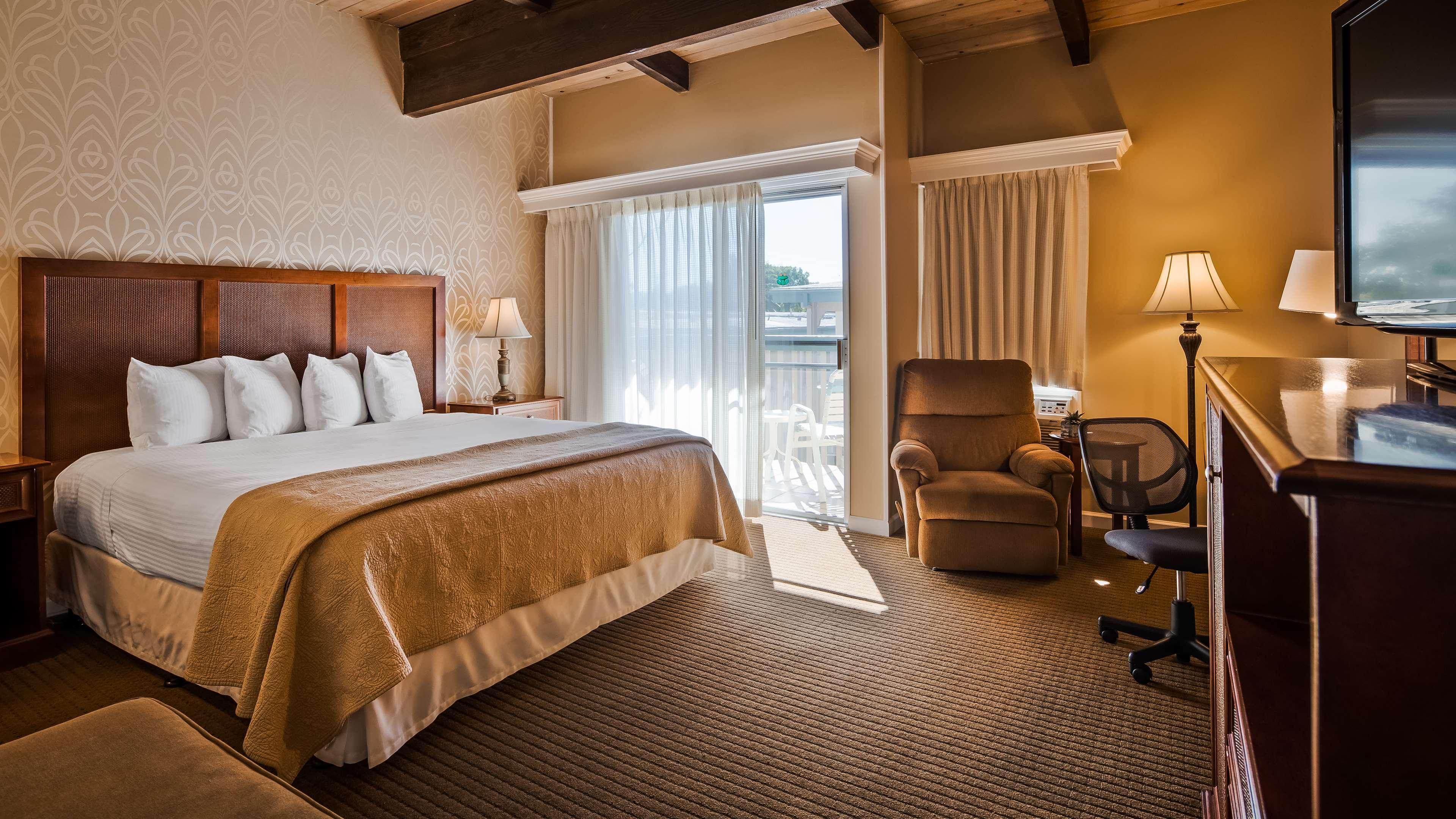 Room Queen Bed Non Smoking