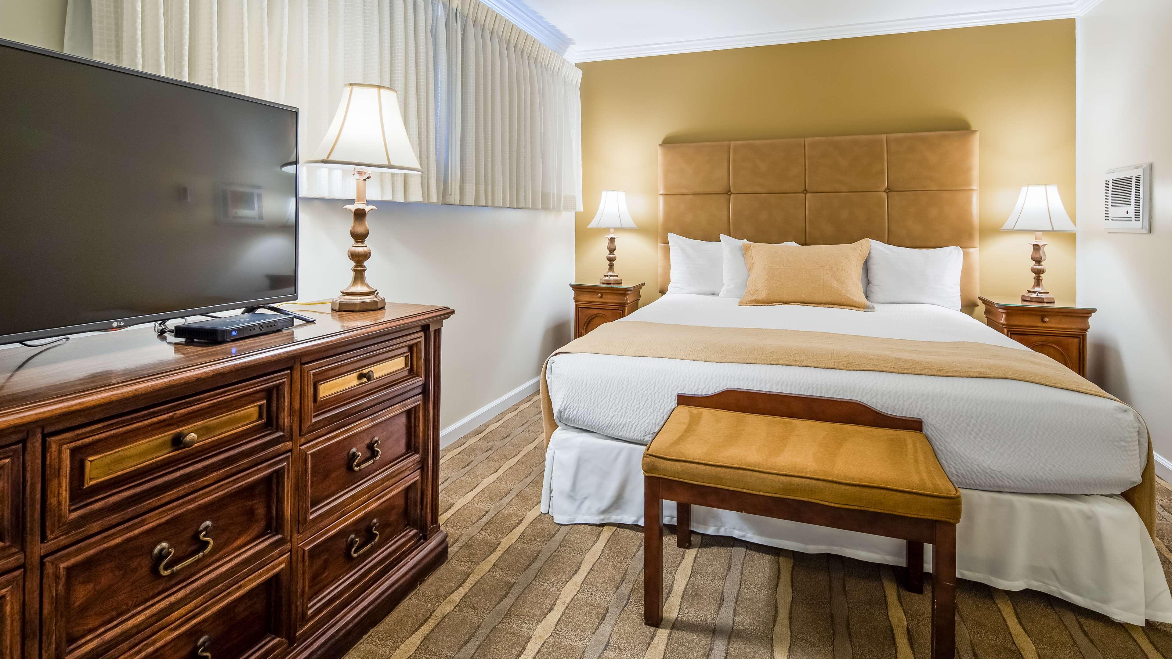 Suite Queen Bed Non Smoking