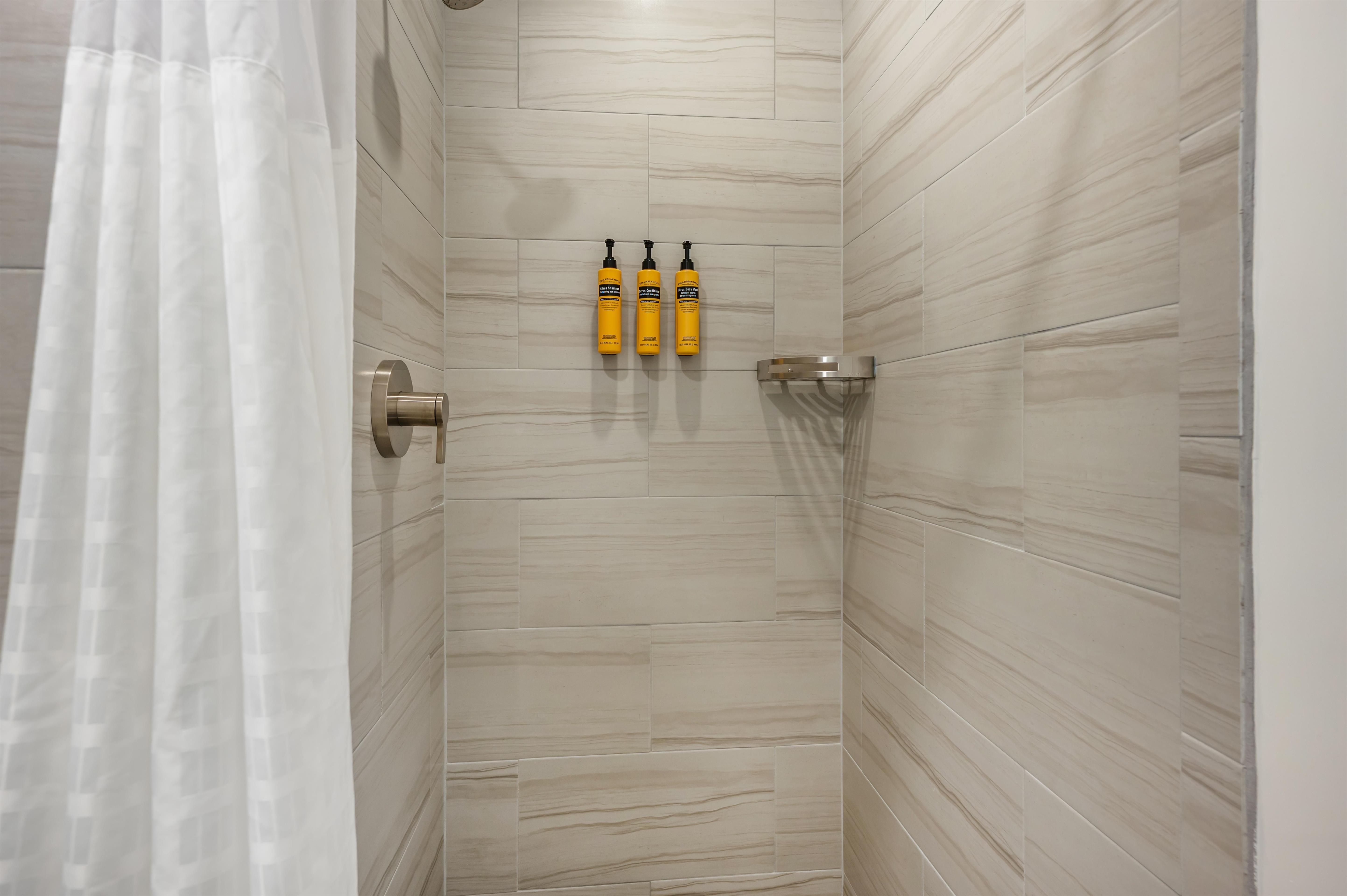 Double Queen Bed Non Smoking