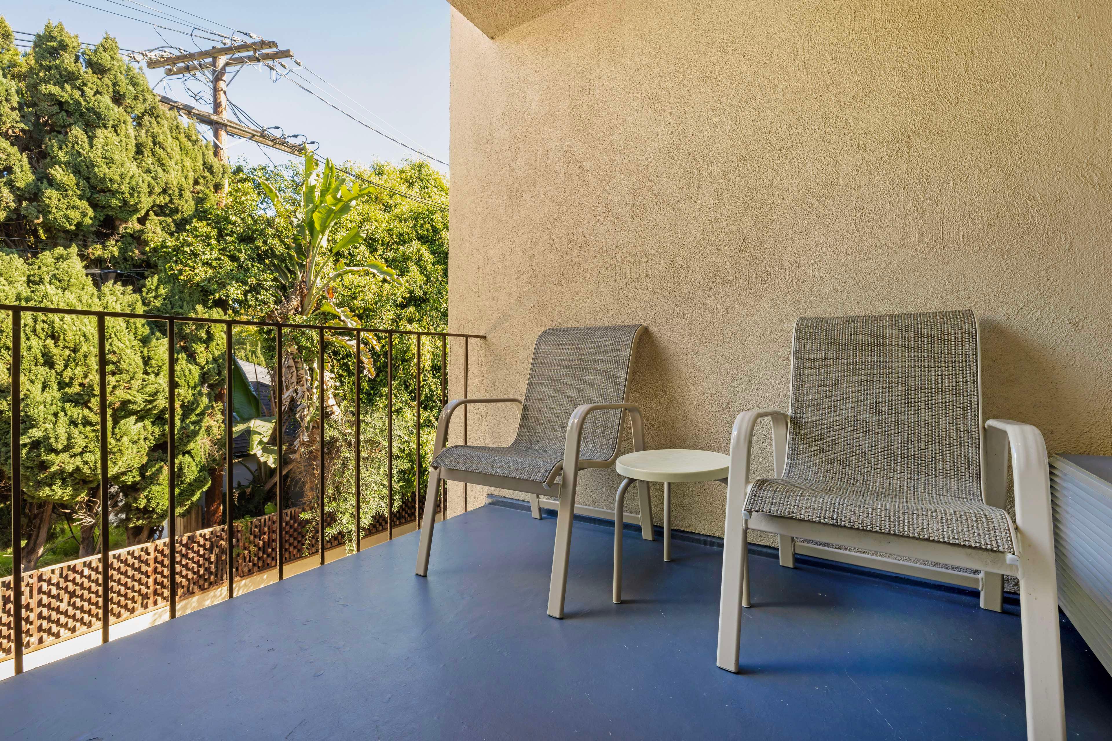 Suite Two Queen Beds