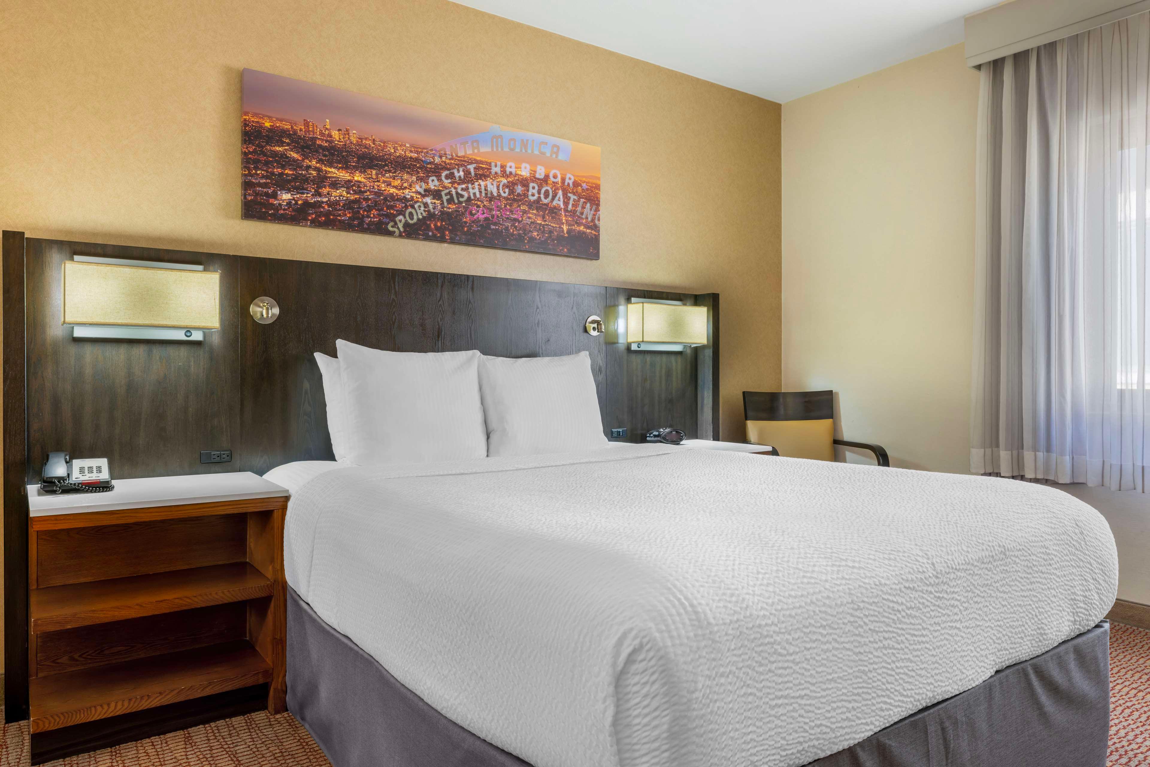 Double Queen Size Bed