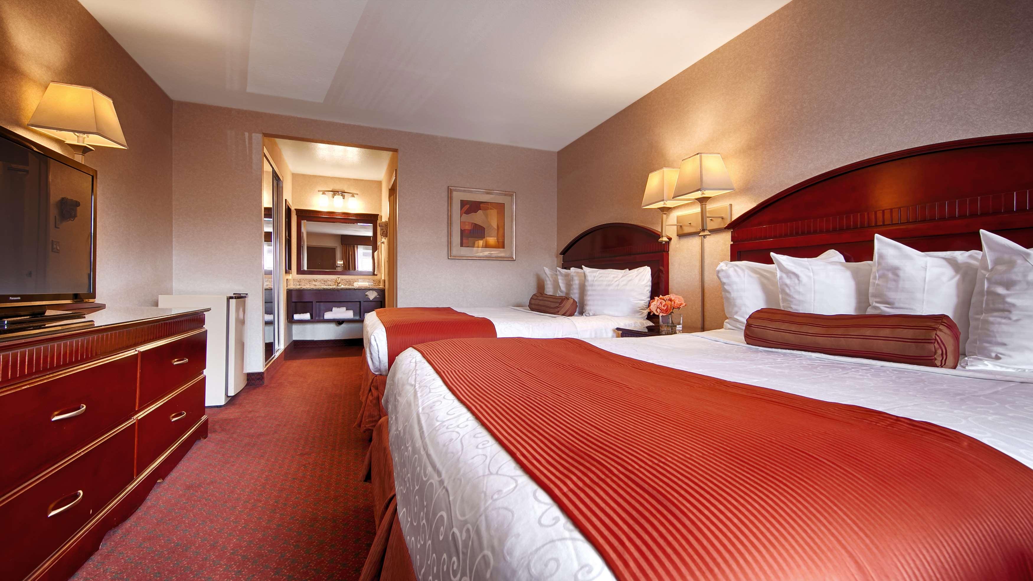 Room Two Queen Beds Non Smoking