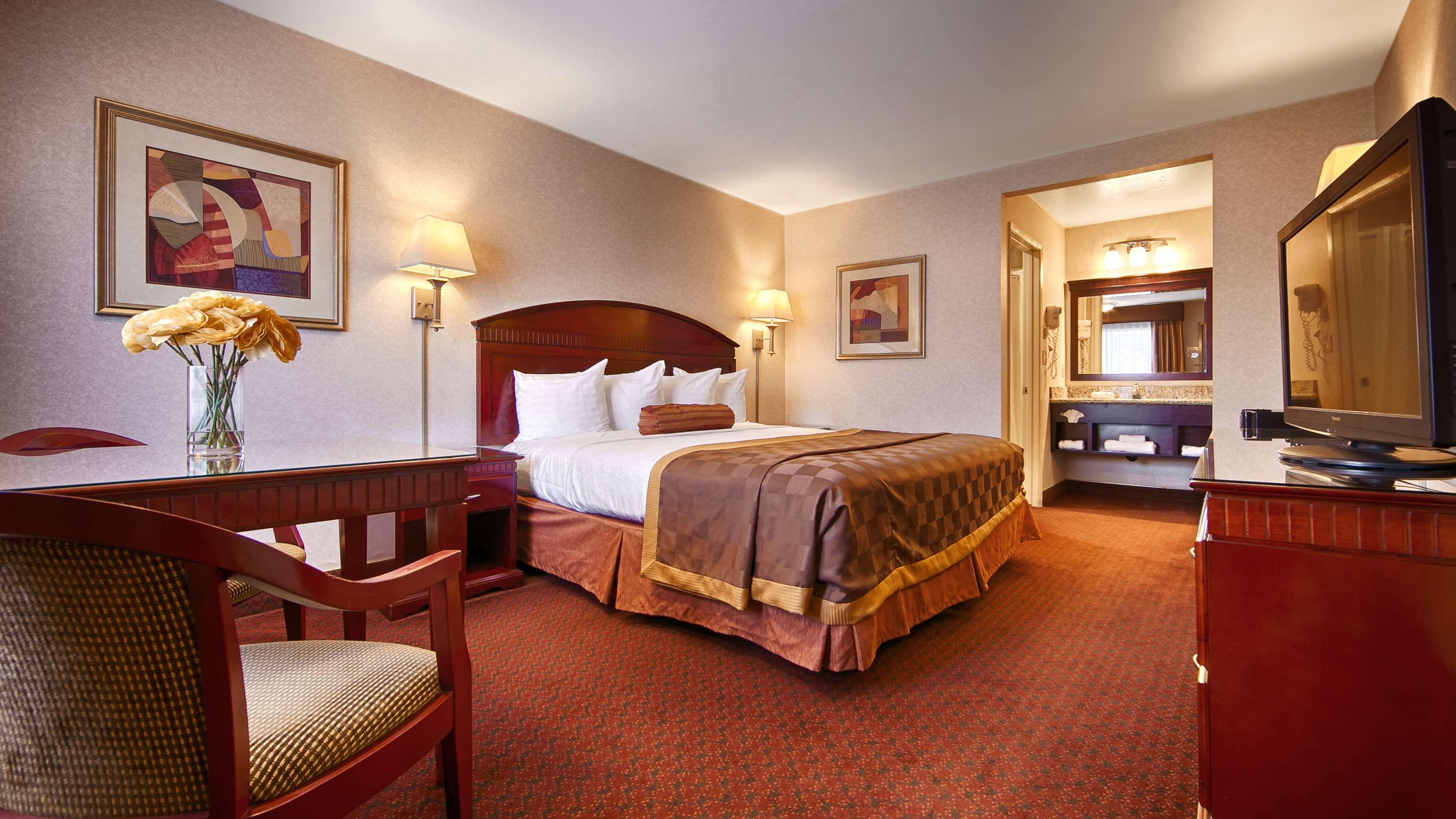 Room King Bed Non Smoking