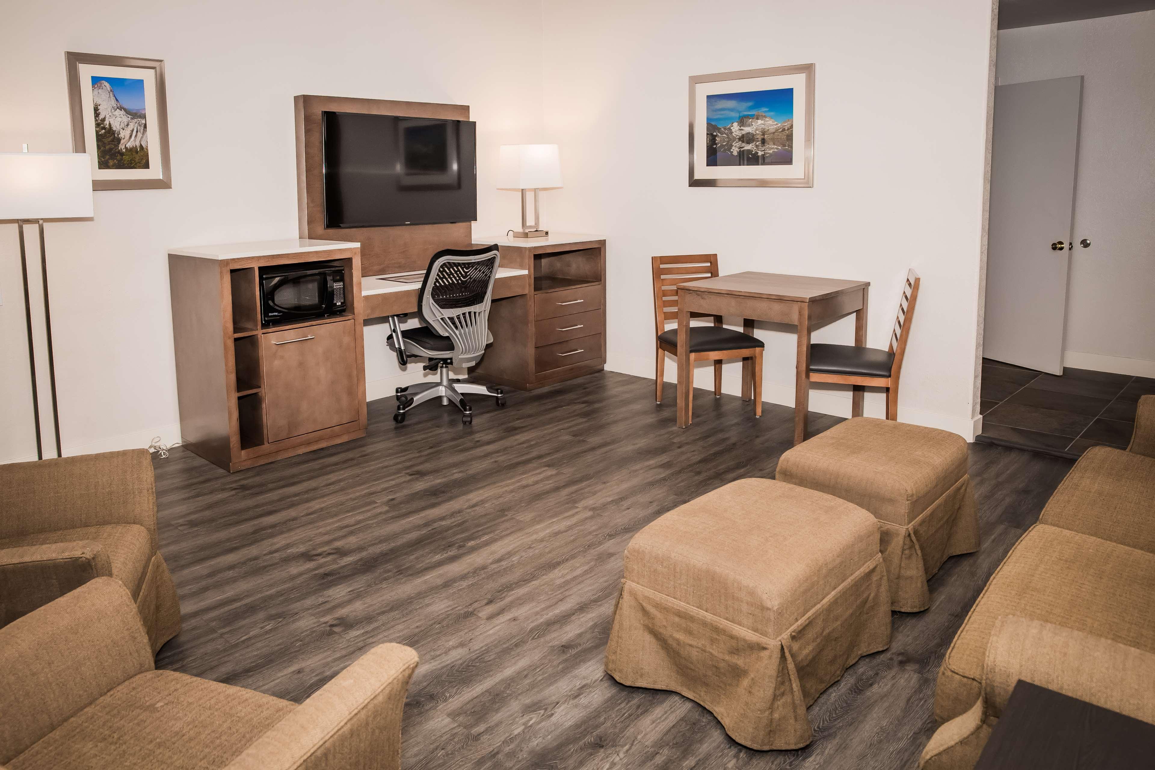 Suite Queen Bed Non Smoking