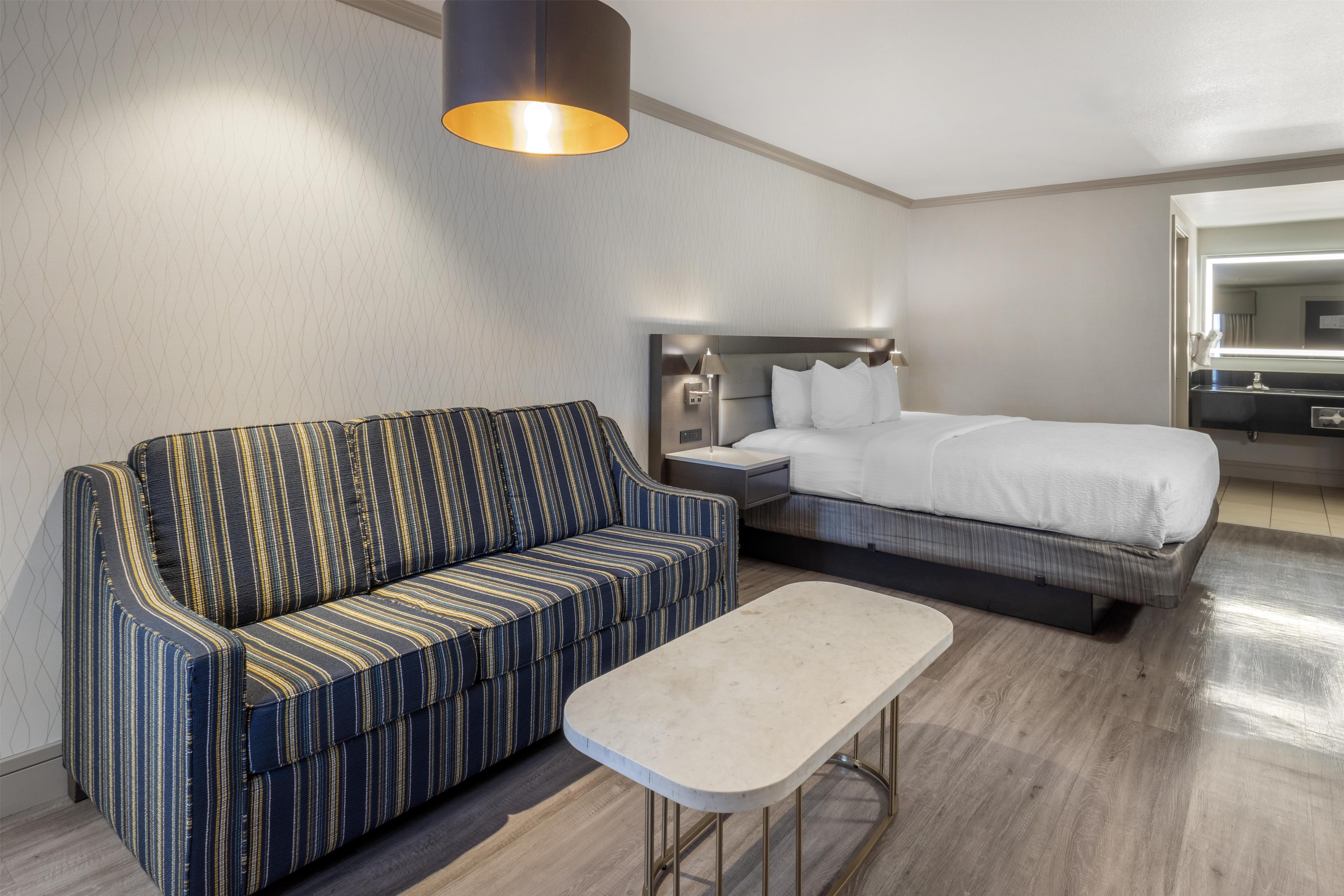 Double King Bed Non Smoking