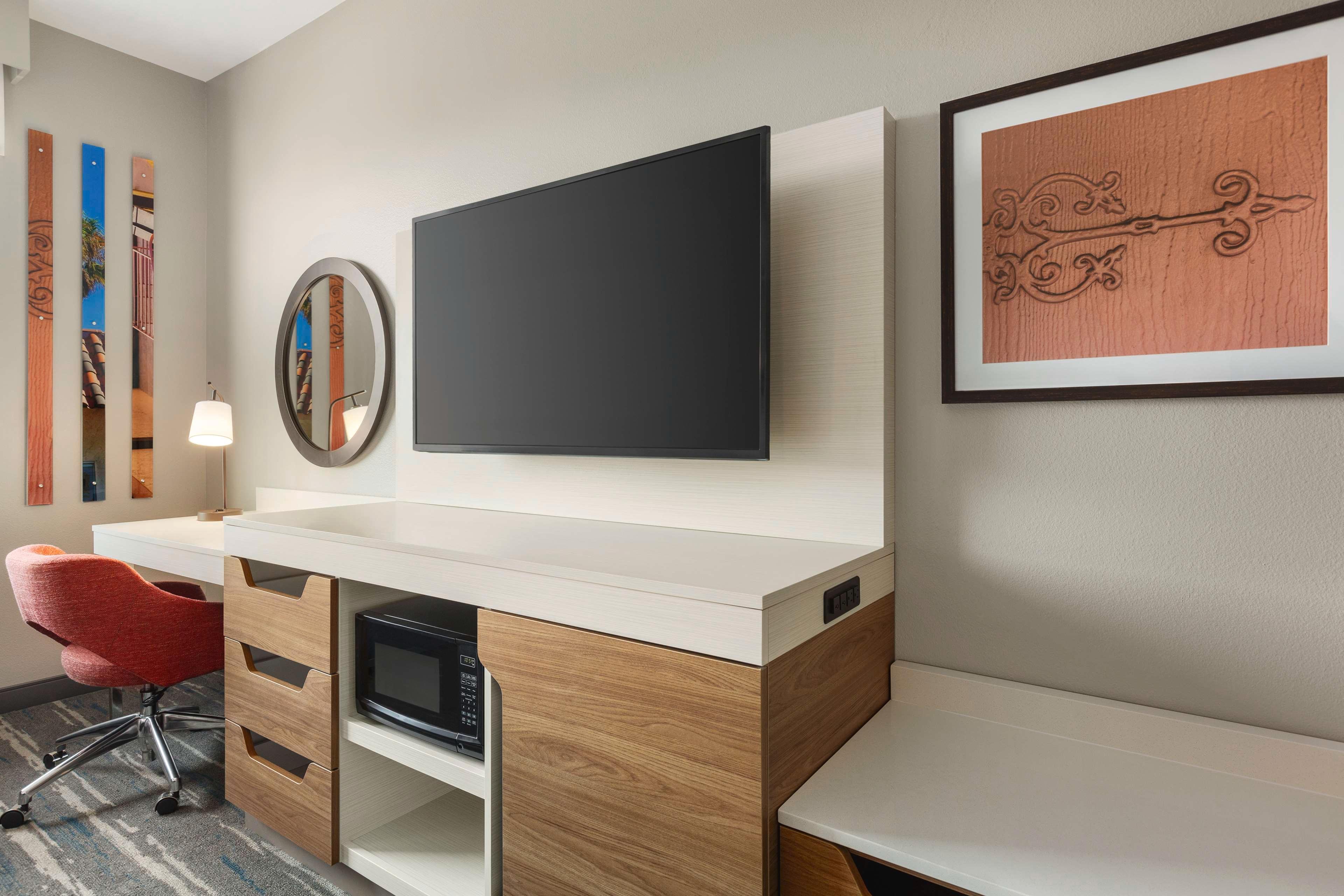 Studio King Size Bed