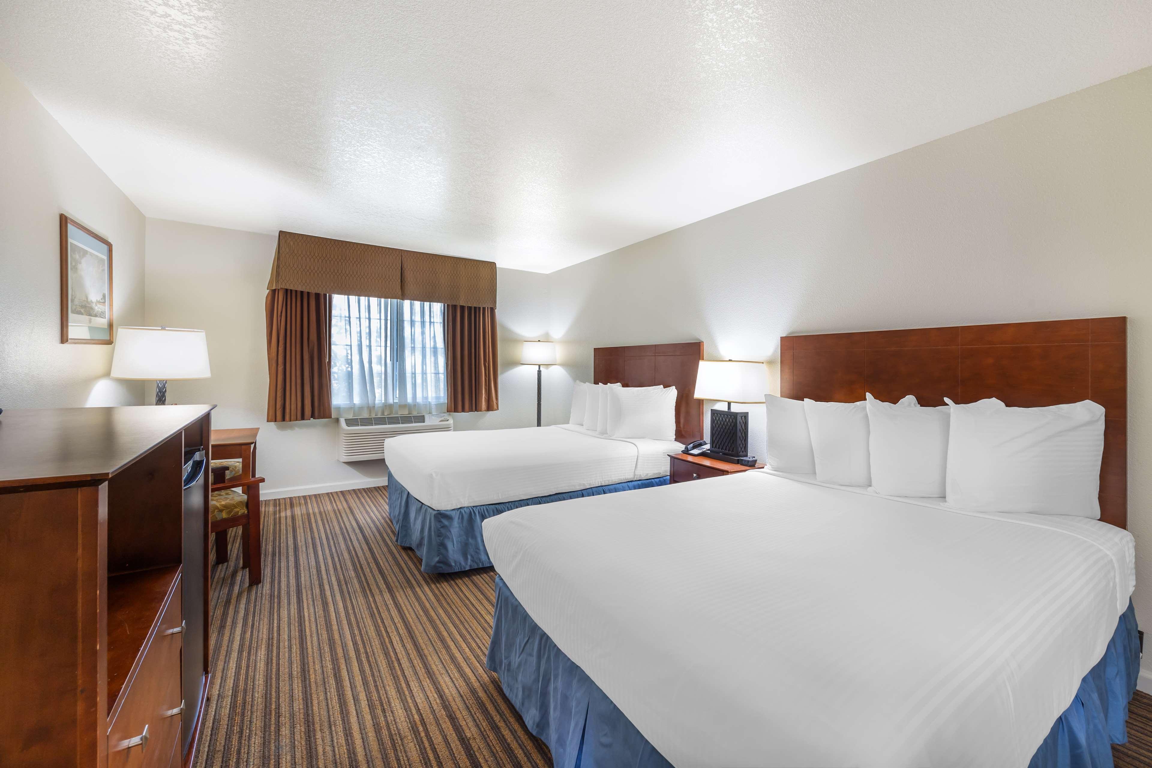 Room Two Queen Beds Non Smoking