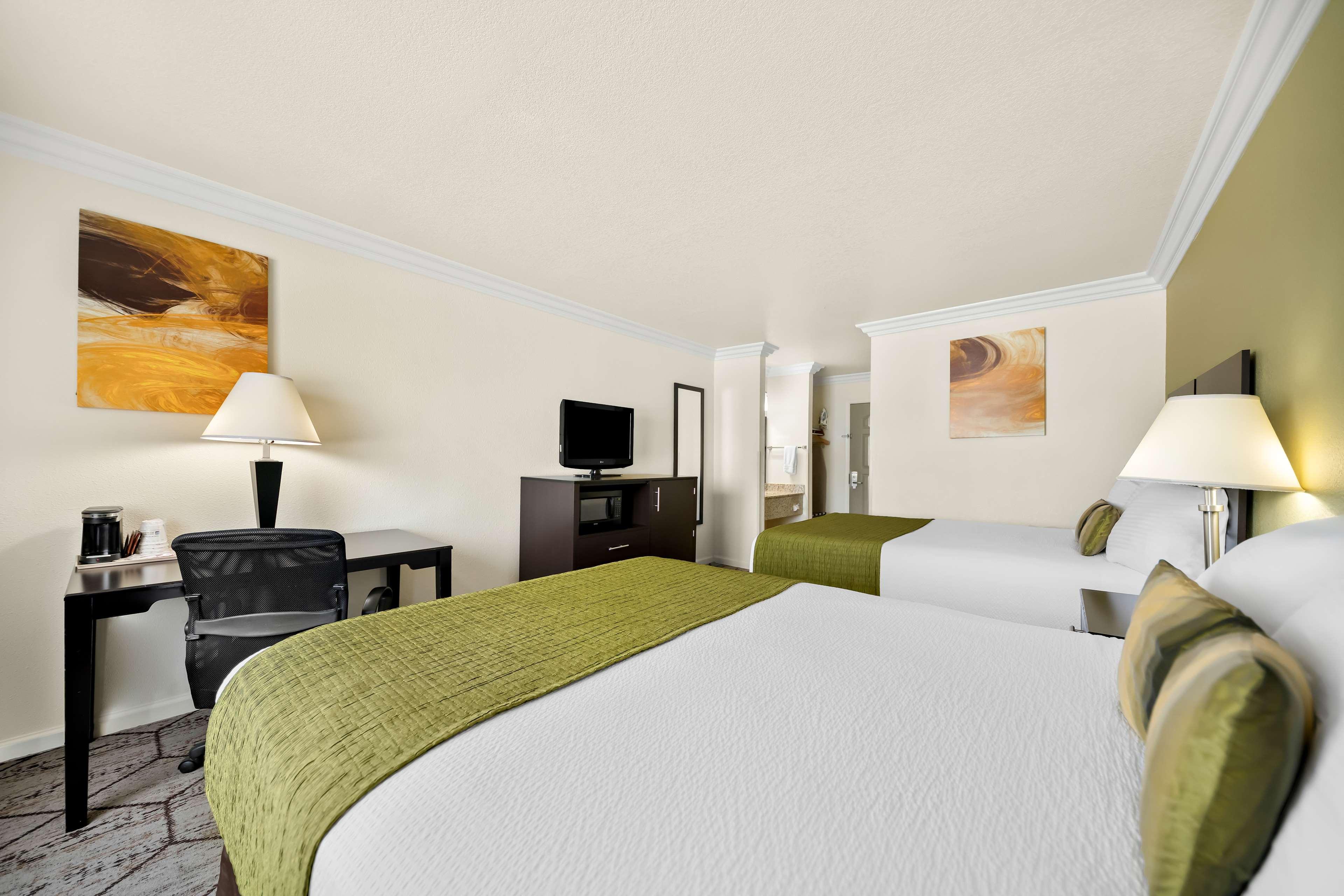 Double Two Queen Beds