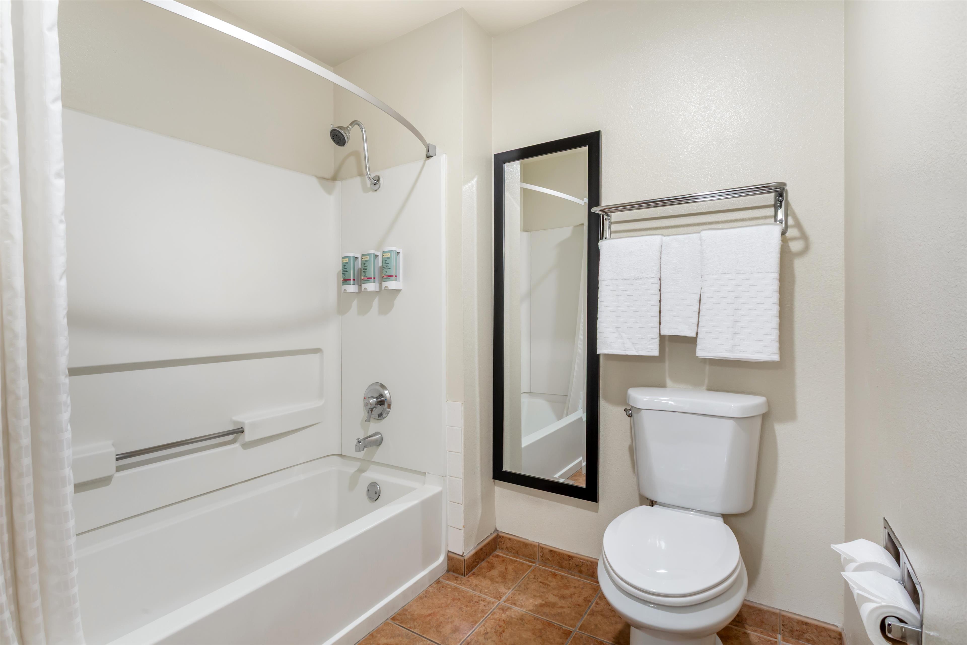 Quadruple Non Smoking