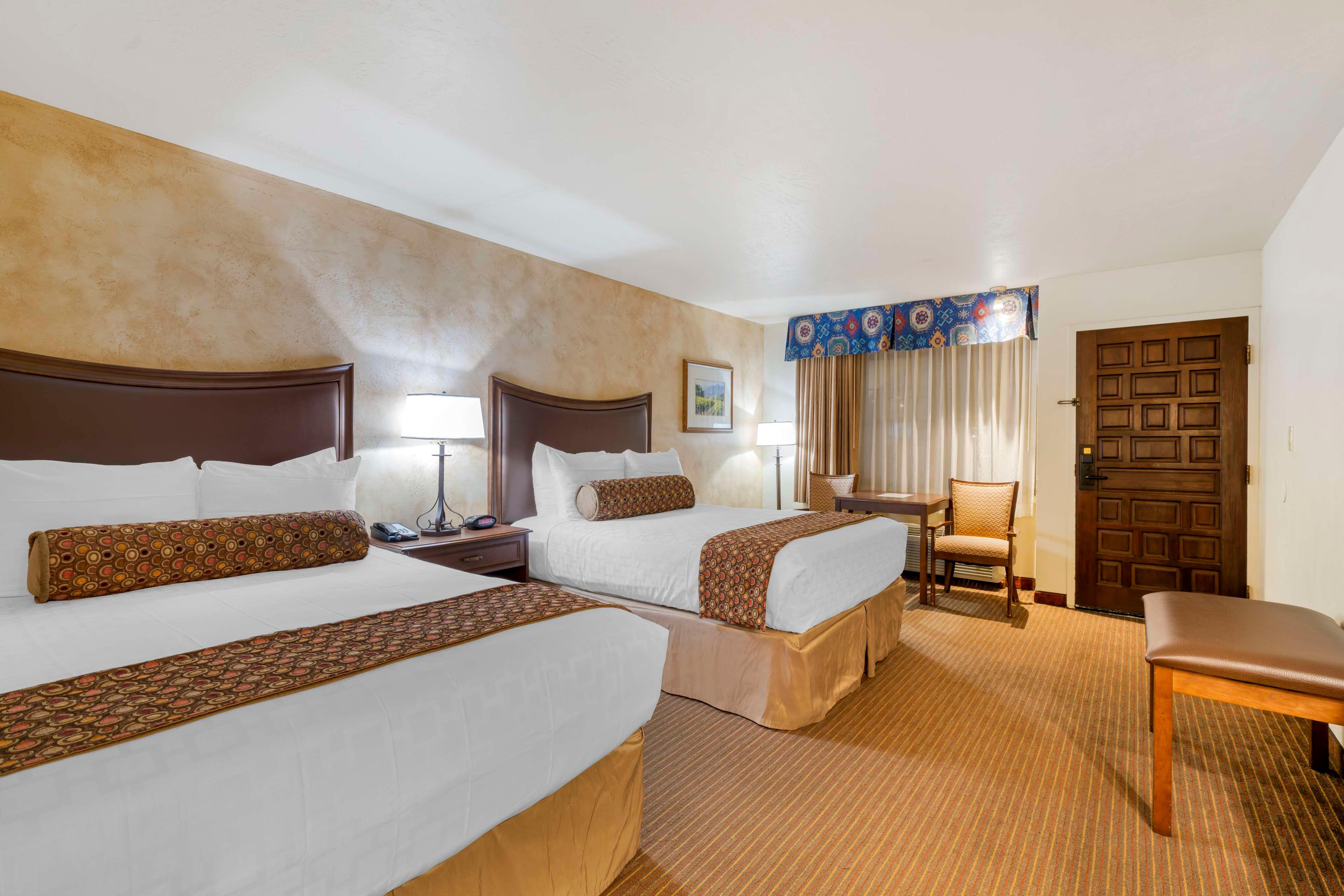 Room Accessible-two Queen Beds