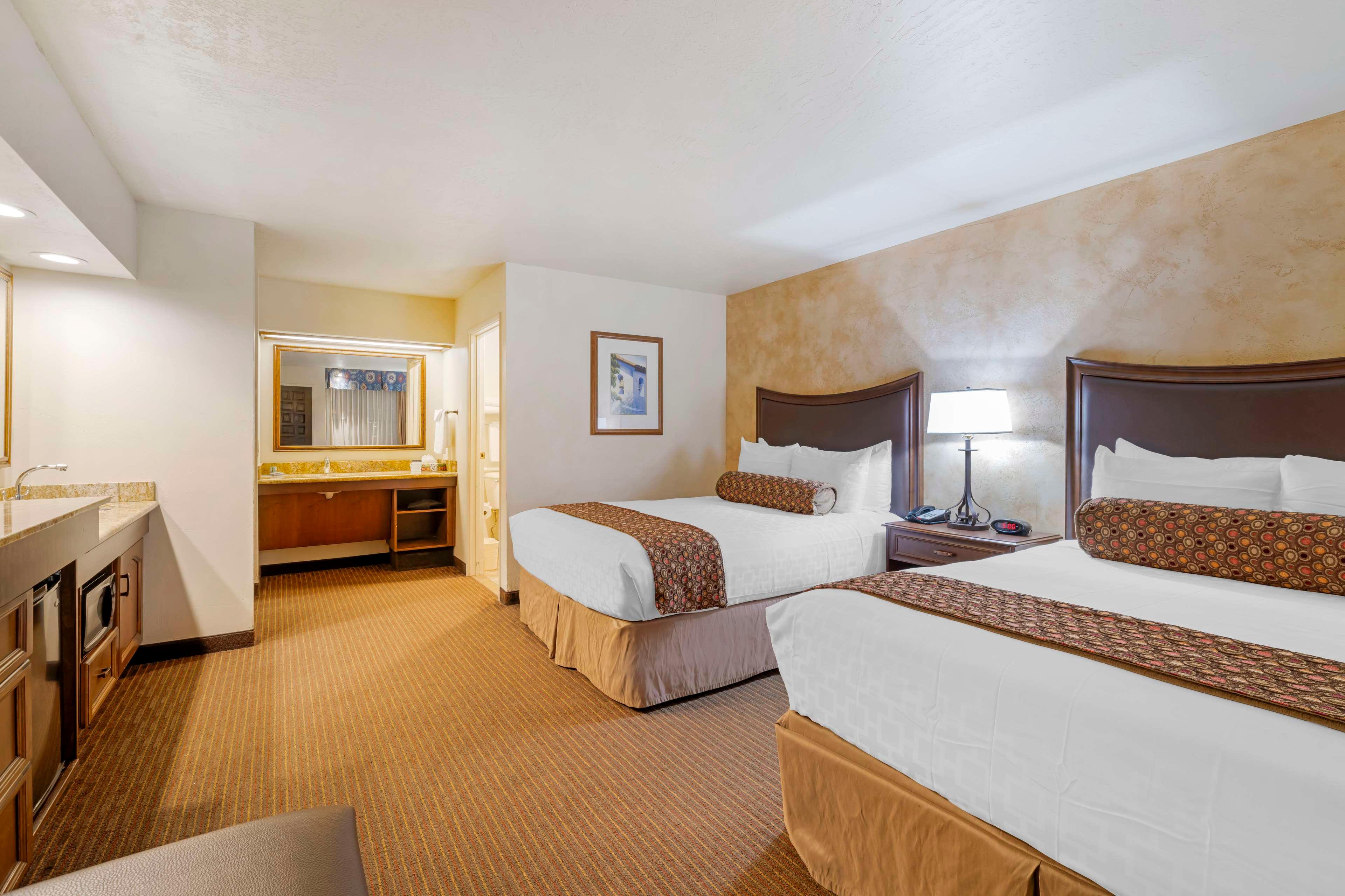 Room Accessible-two Queen Beds