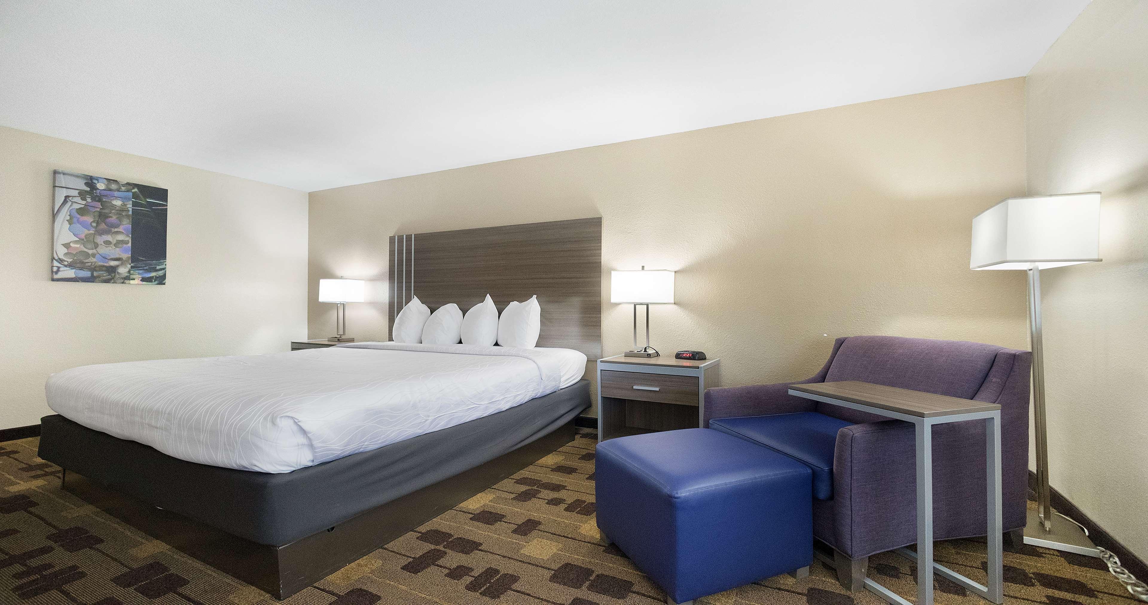 Room Queen Bed Non Smoking