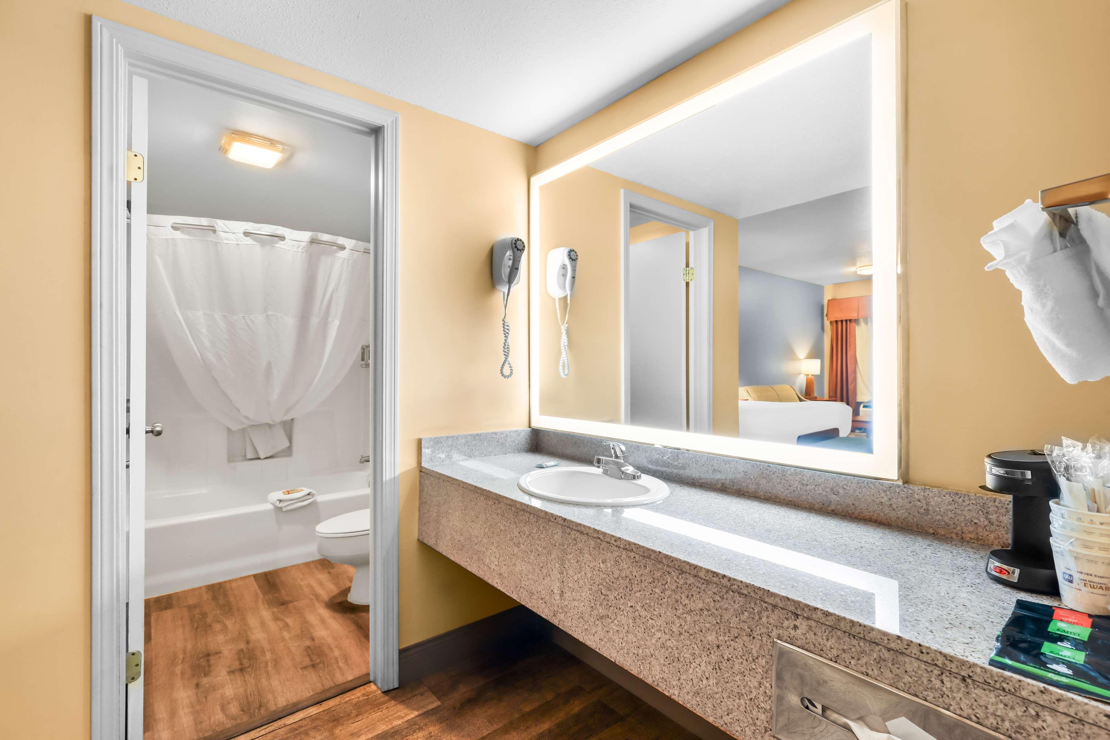 Suite King Bed Non Smoking