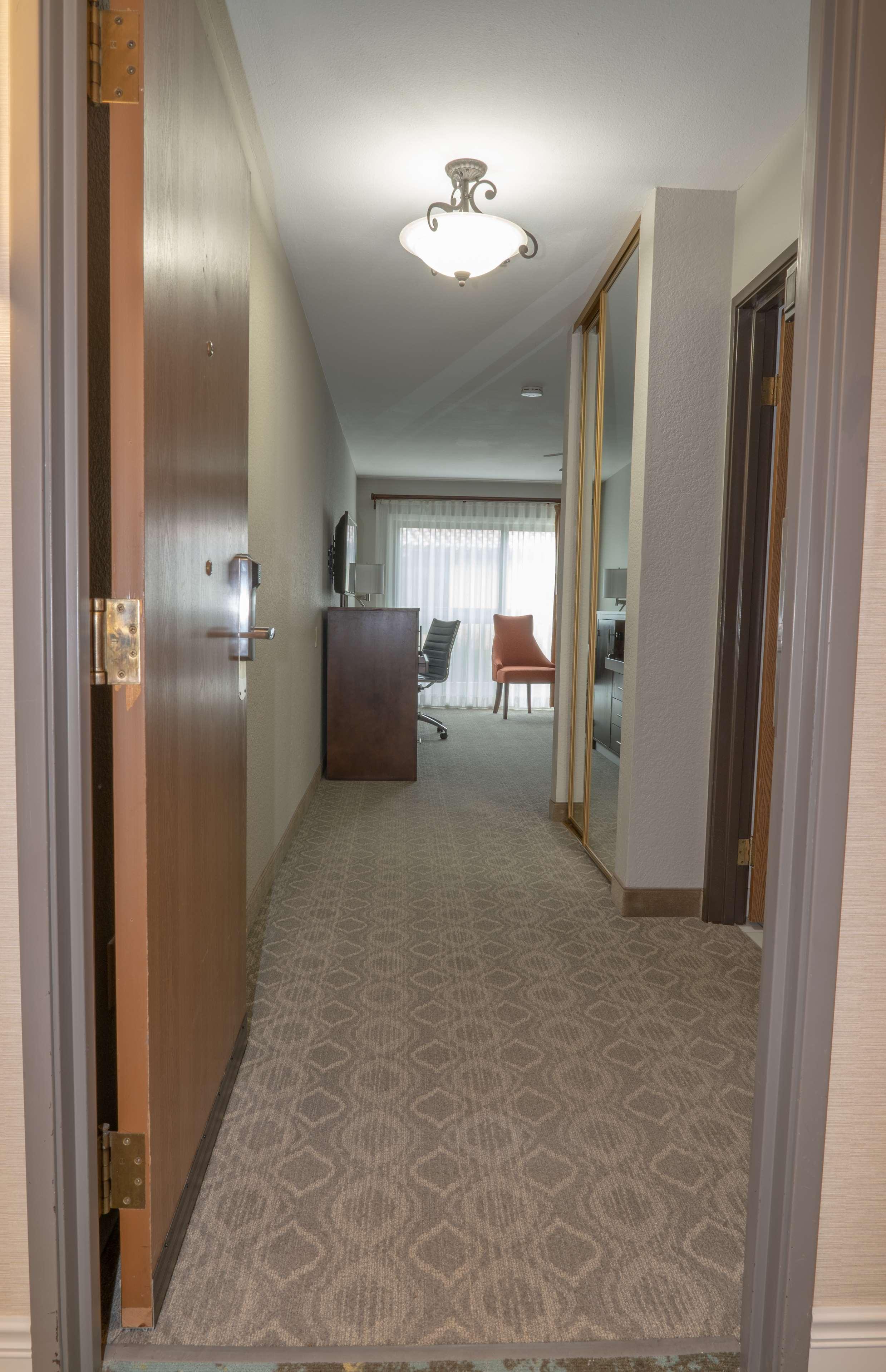 Room Accessible-two Queen Beds