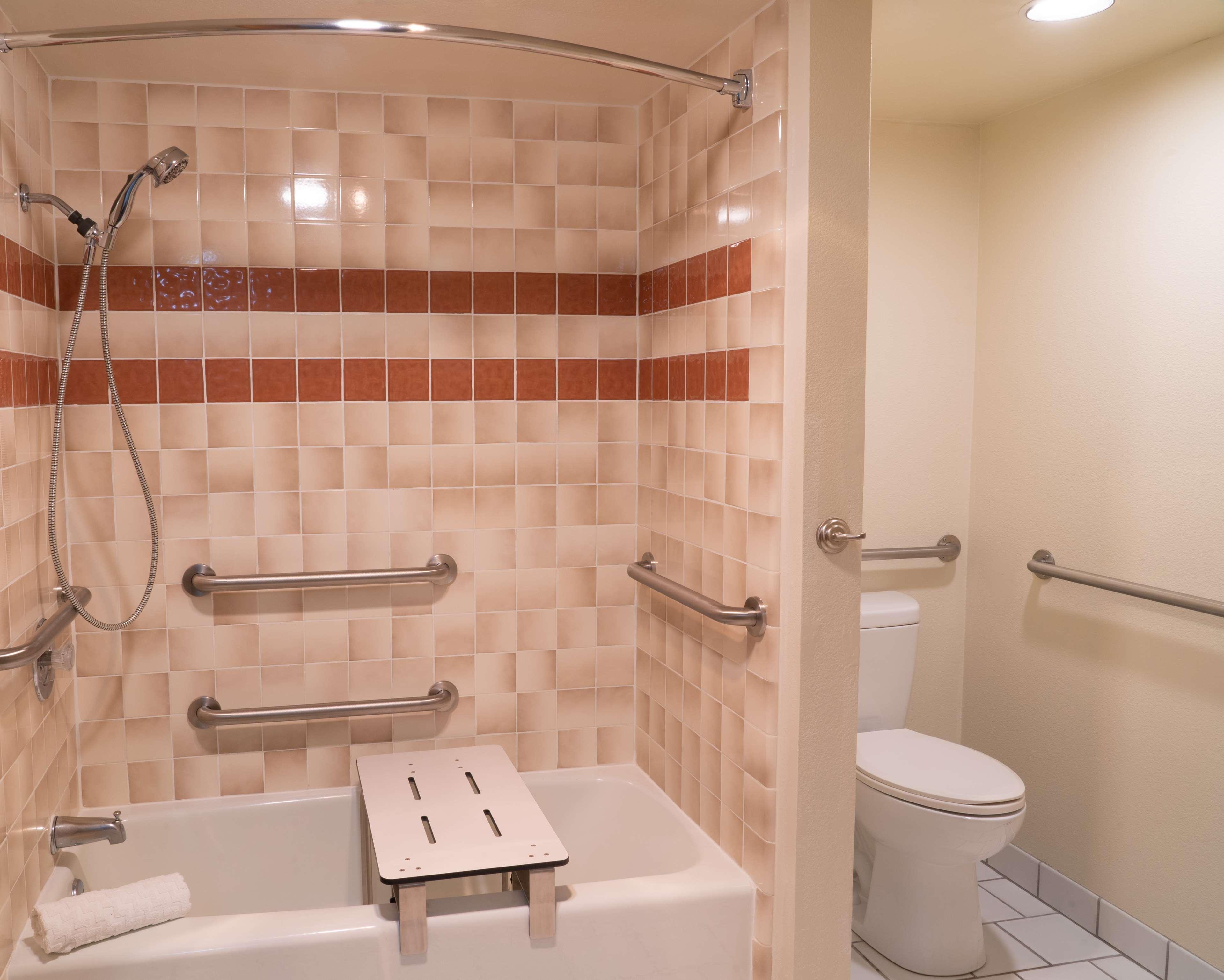 Room Accessible-two Queen Beds