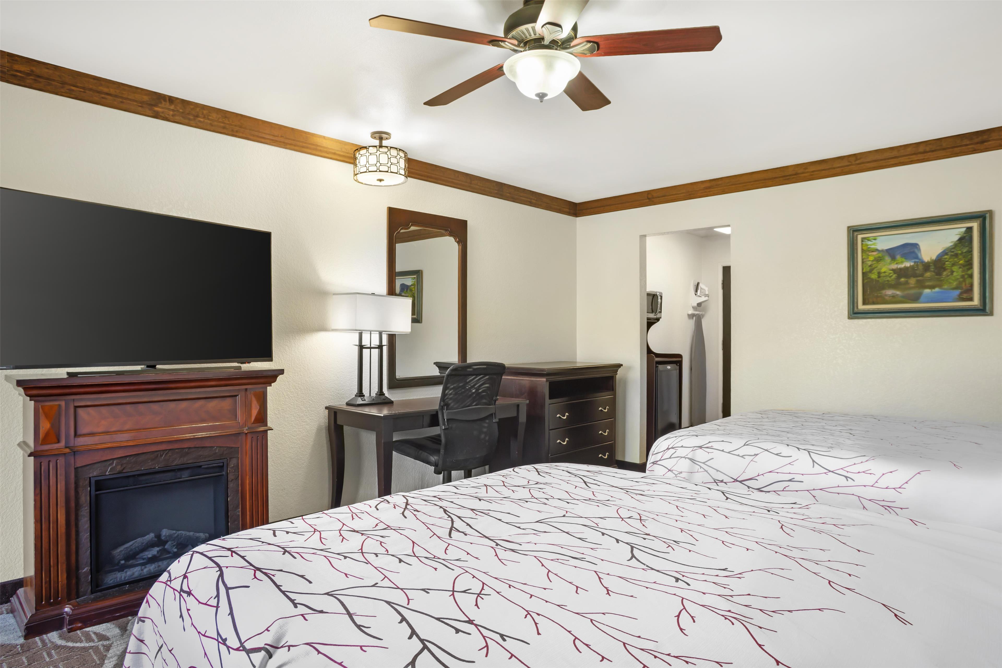 Suite Two Queen Beds