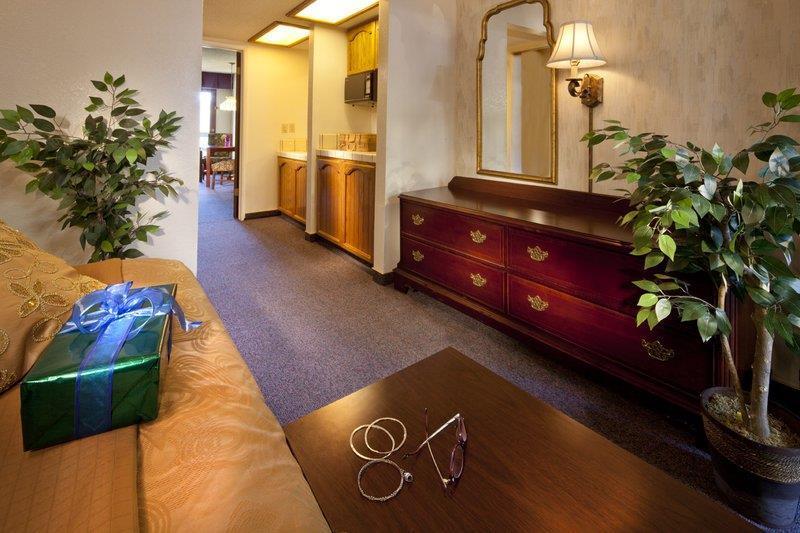 Suite Two Queen Beds