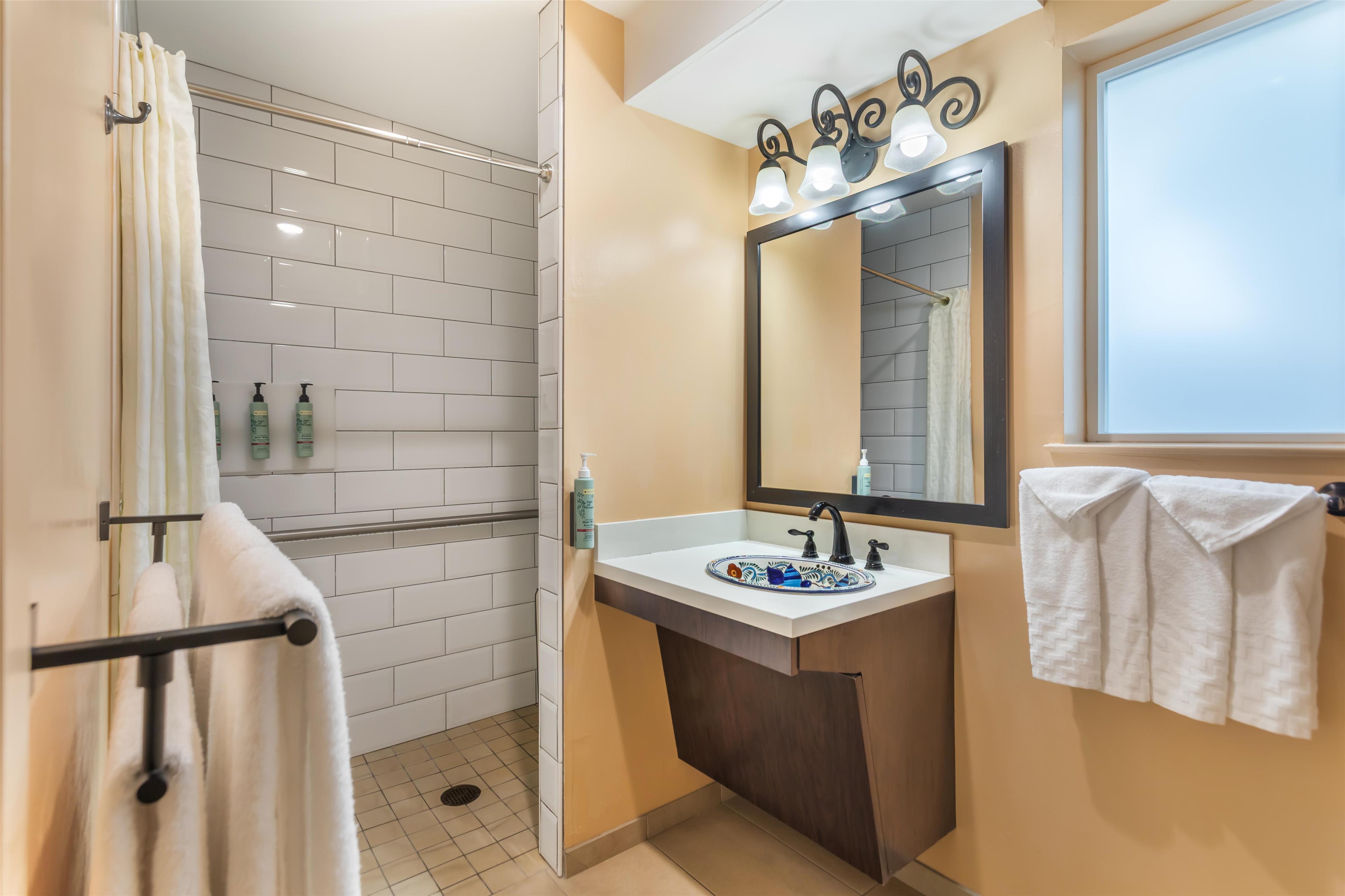 Studio Two Queen Beds