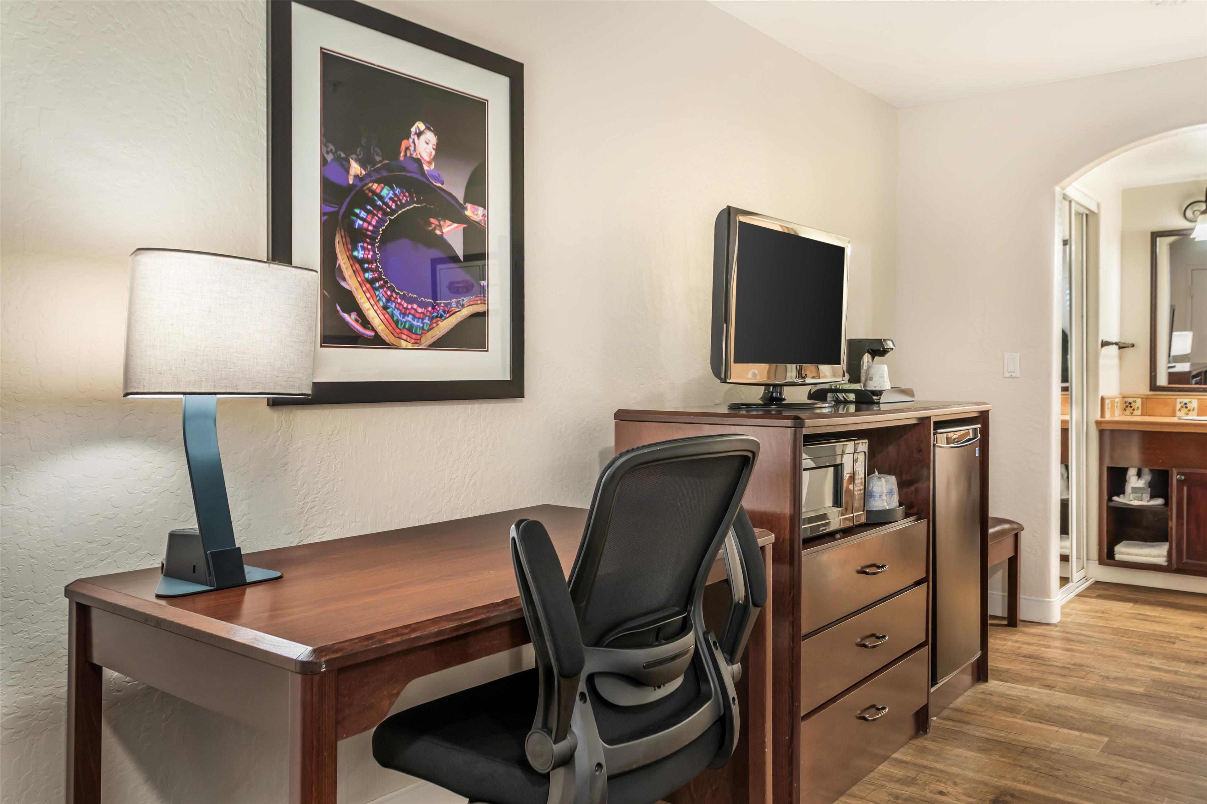 Double Accessible-two Queen Beds