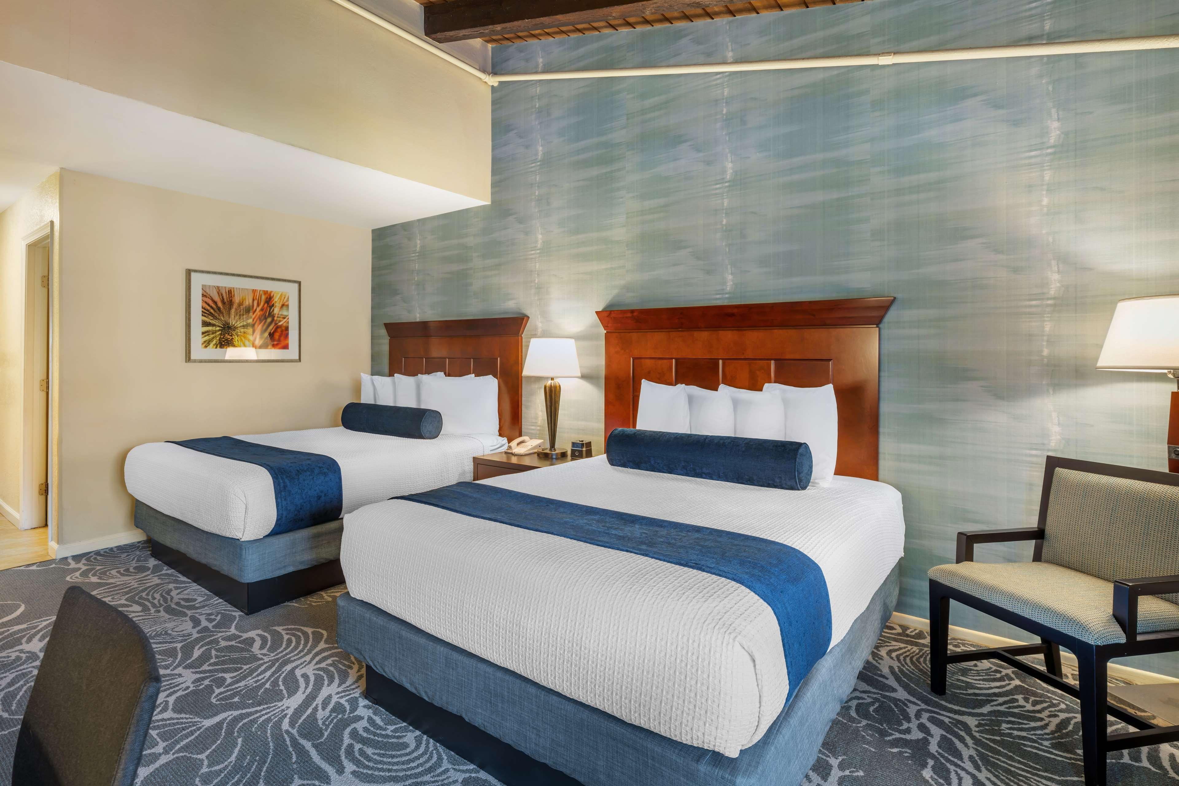 Room Two Queen Beds Non Smoking