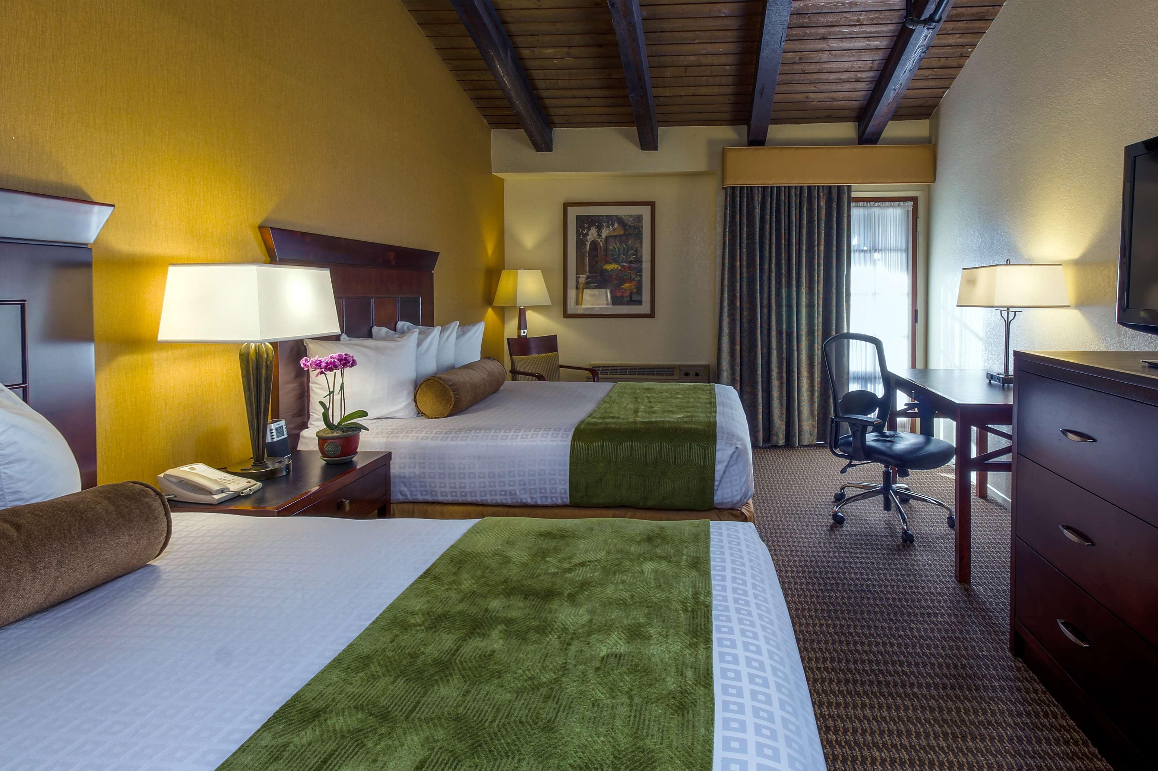 Room Two Queen Beds Non Smoking