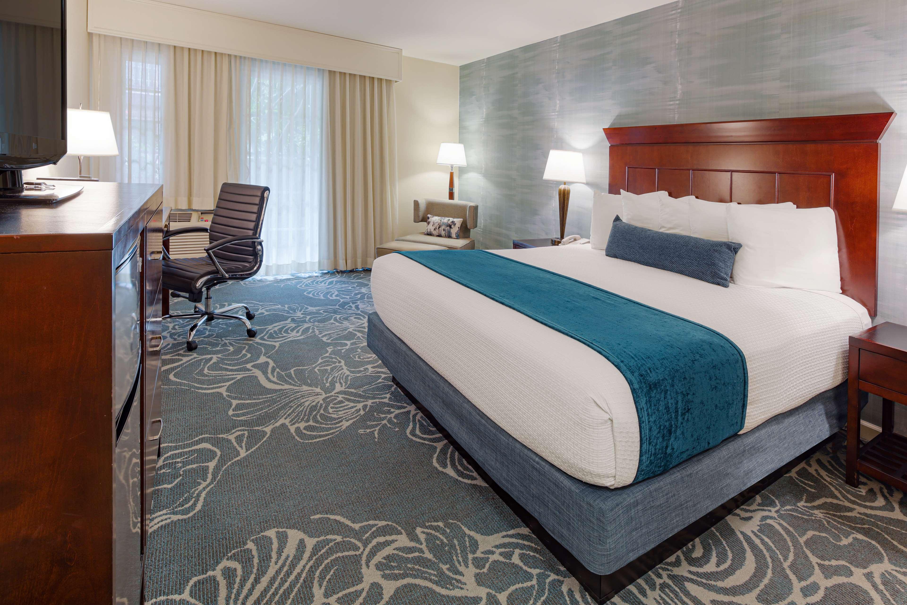 Room Queen Bed Non Smoking