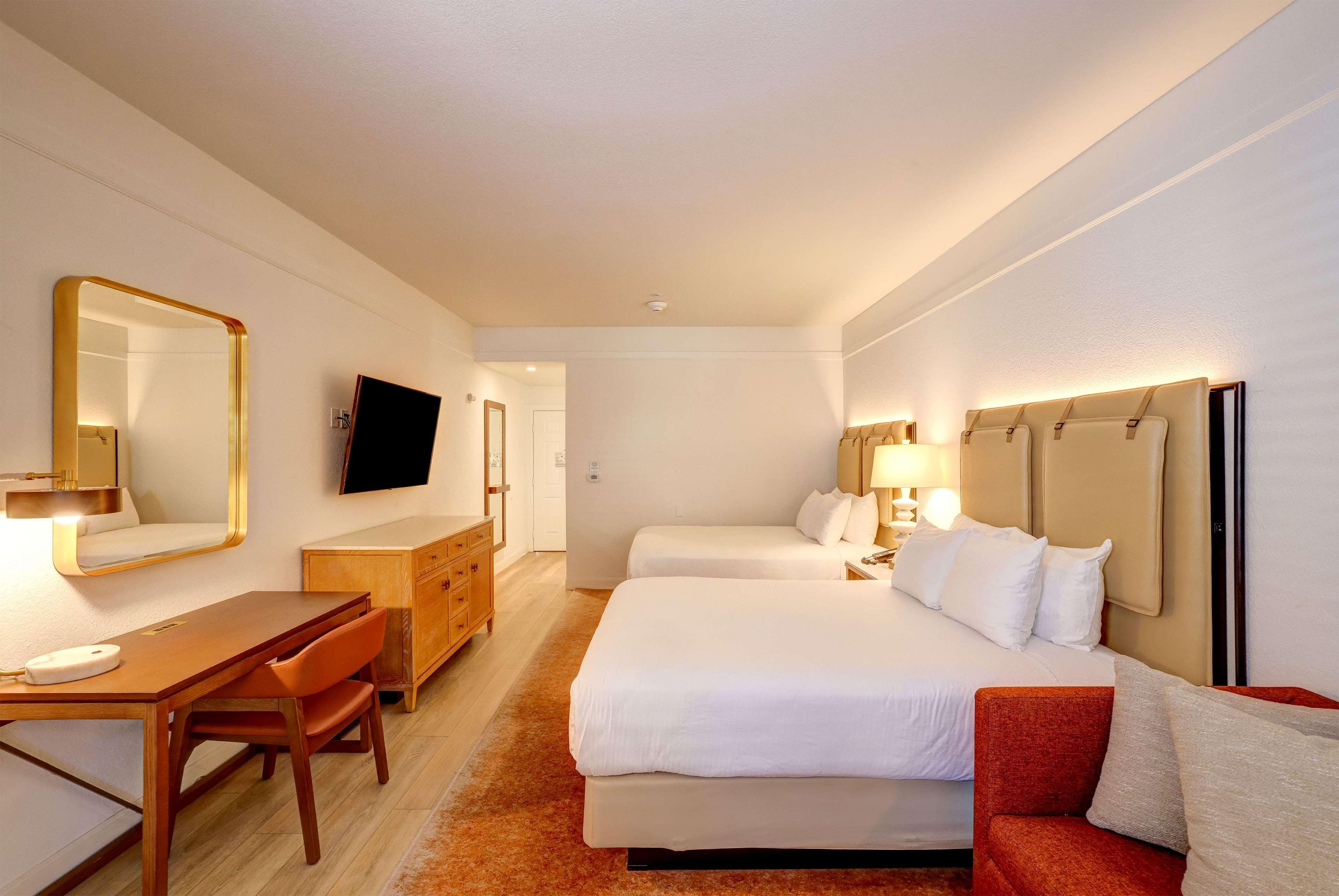 Double Two Queen Beds