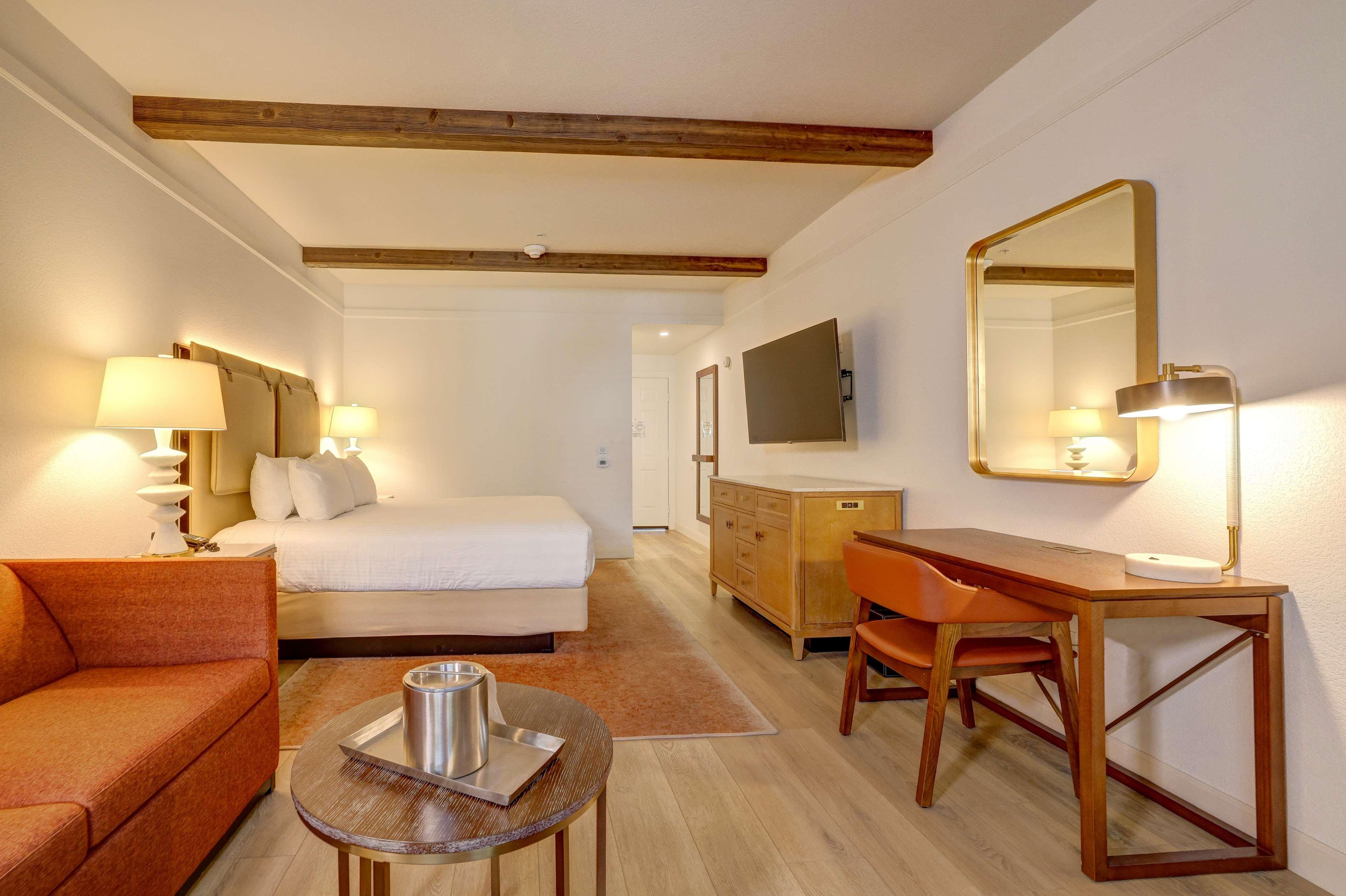 Double King Size Bed