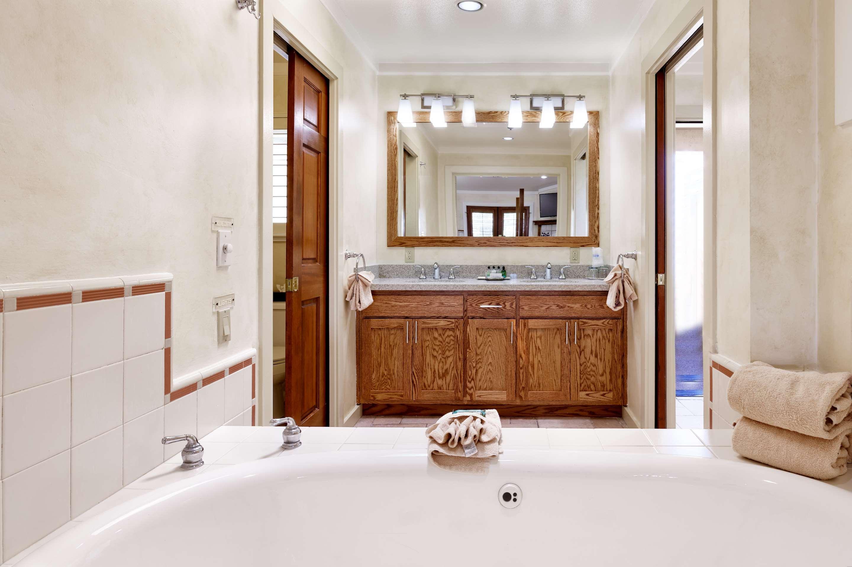 Suite King Bed Non Smoking