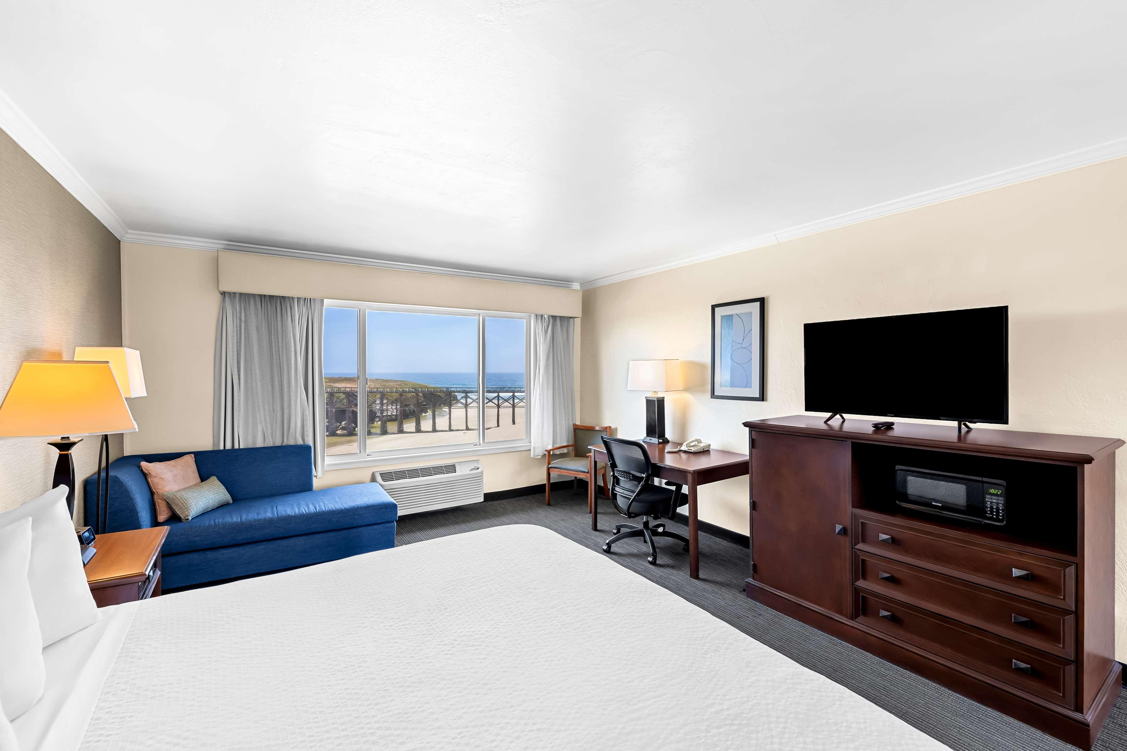 Double Accessible King Size Bed