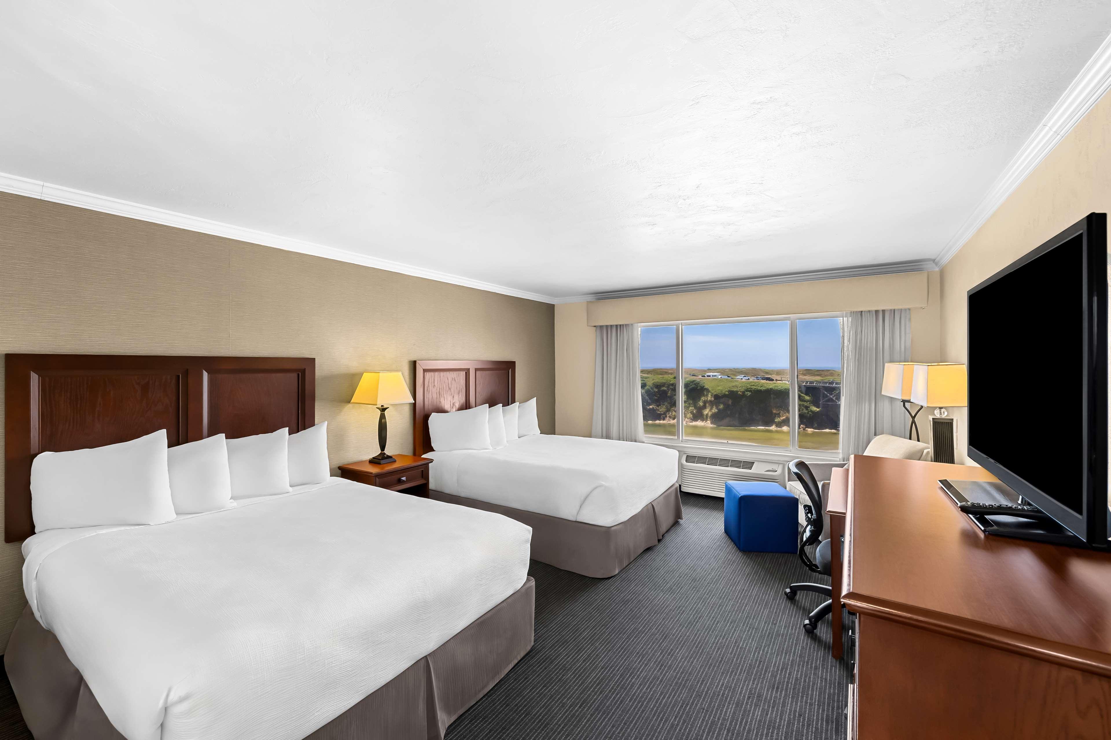 Double Two Queen Beds Non Smoking