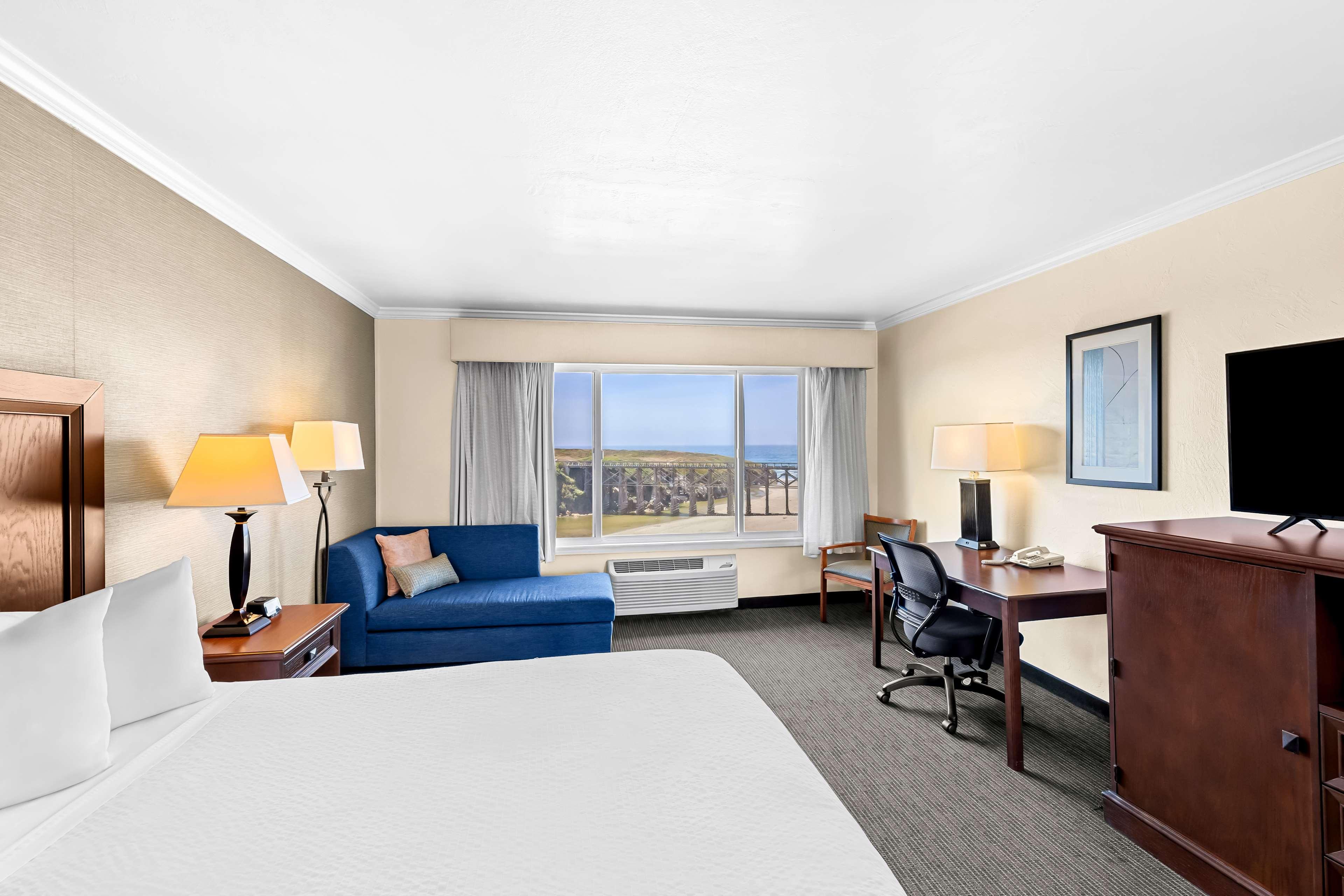 Double Accessible King Size Bed