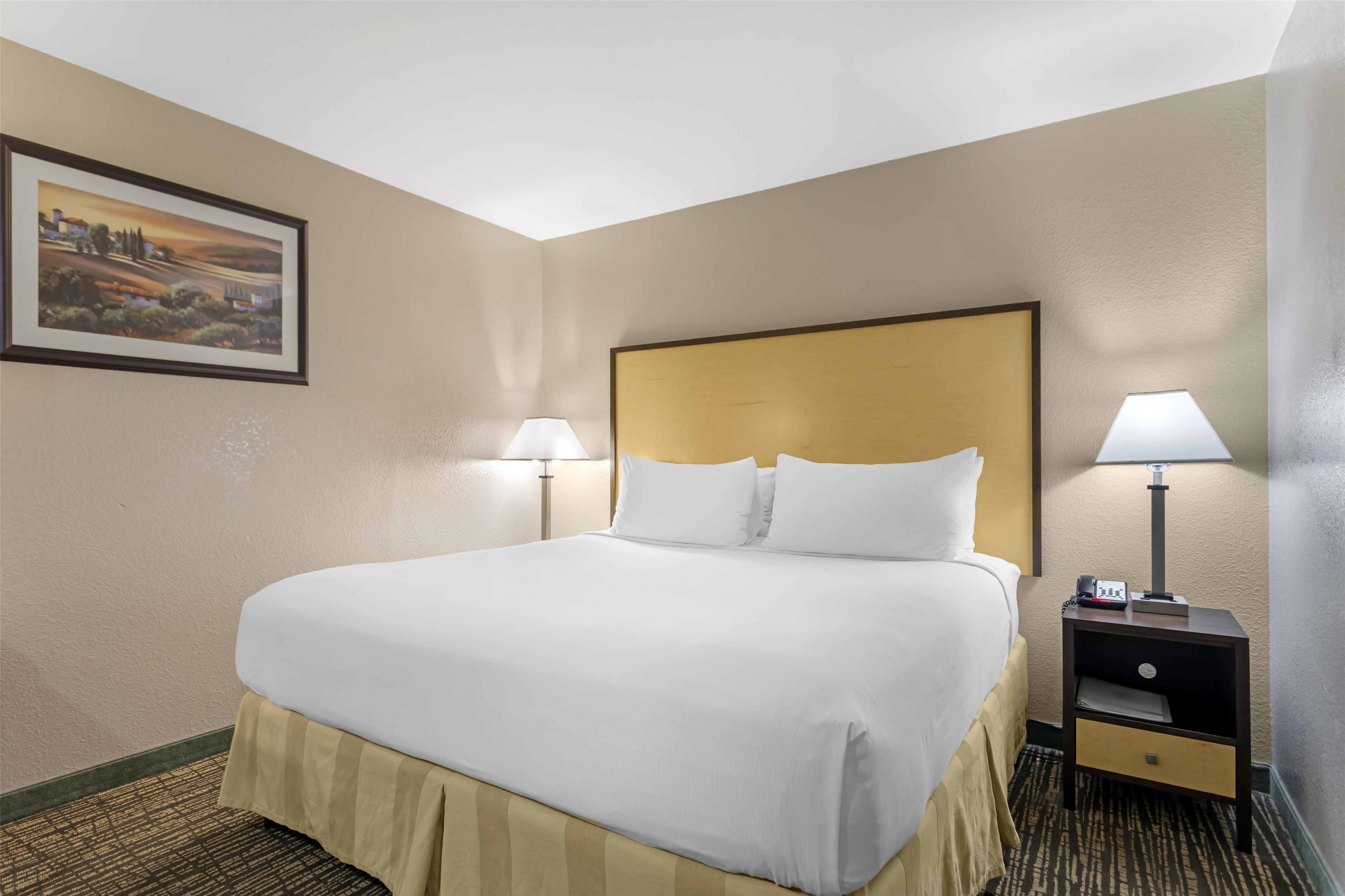 Room Queen Bed Non Smoking