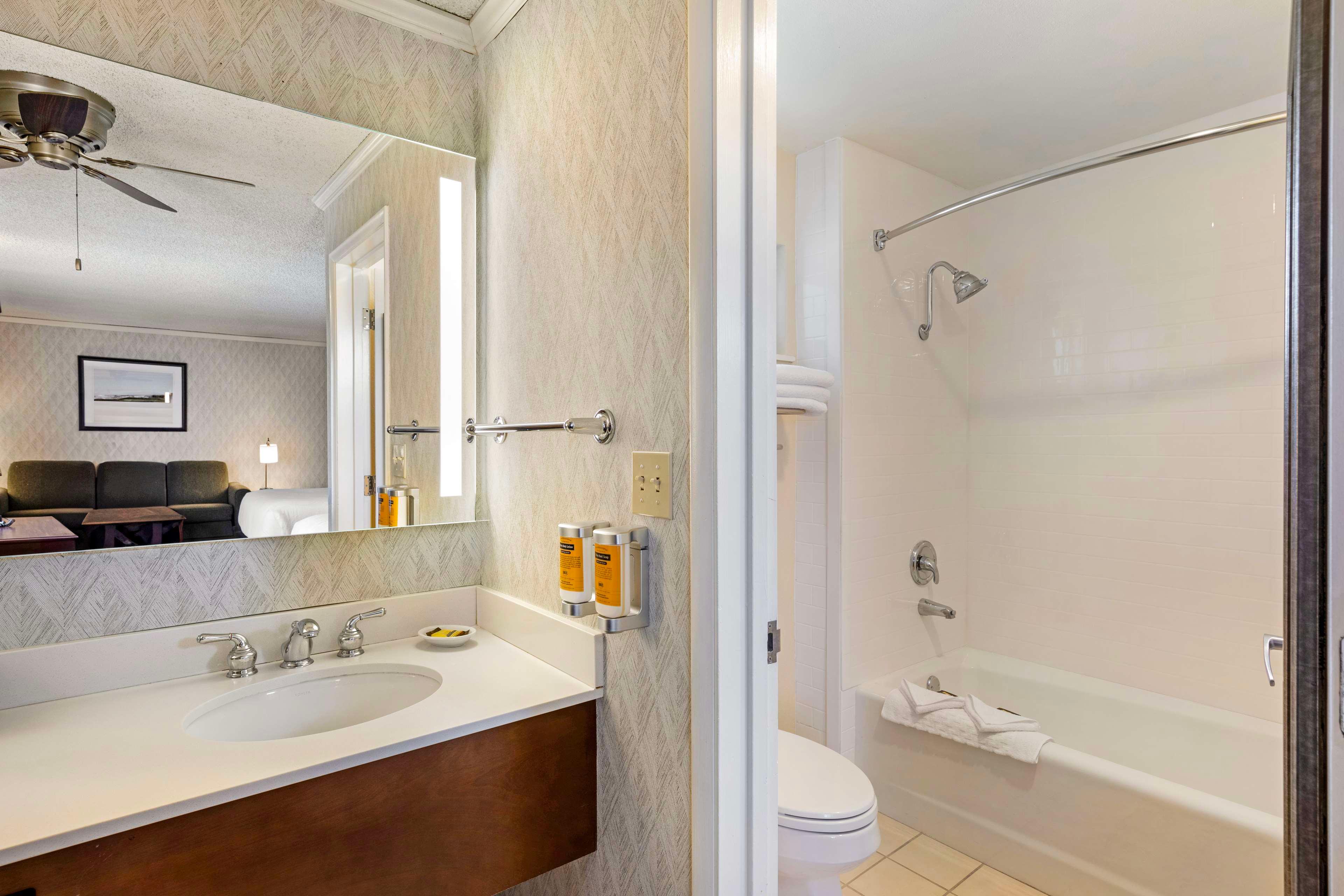 Family Room Two Queen Beds