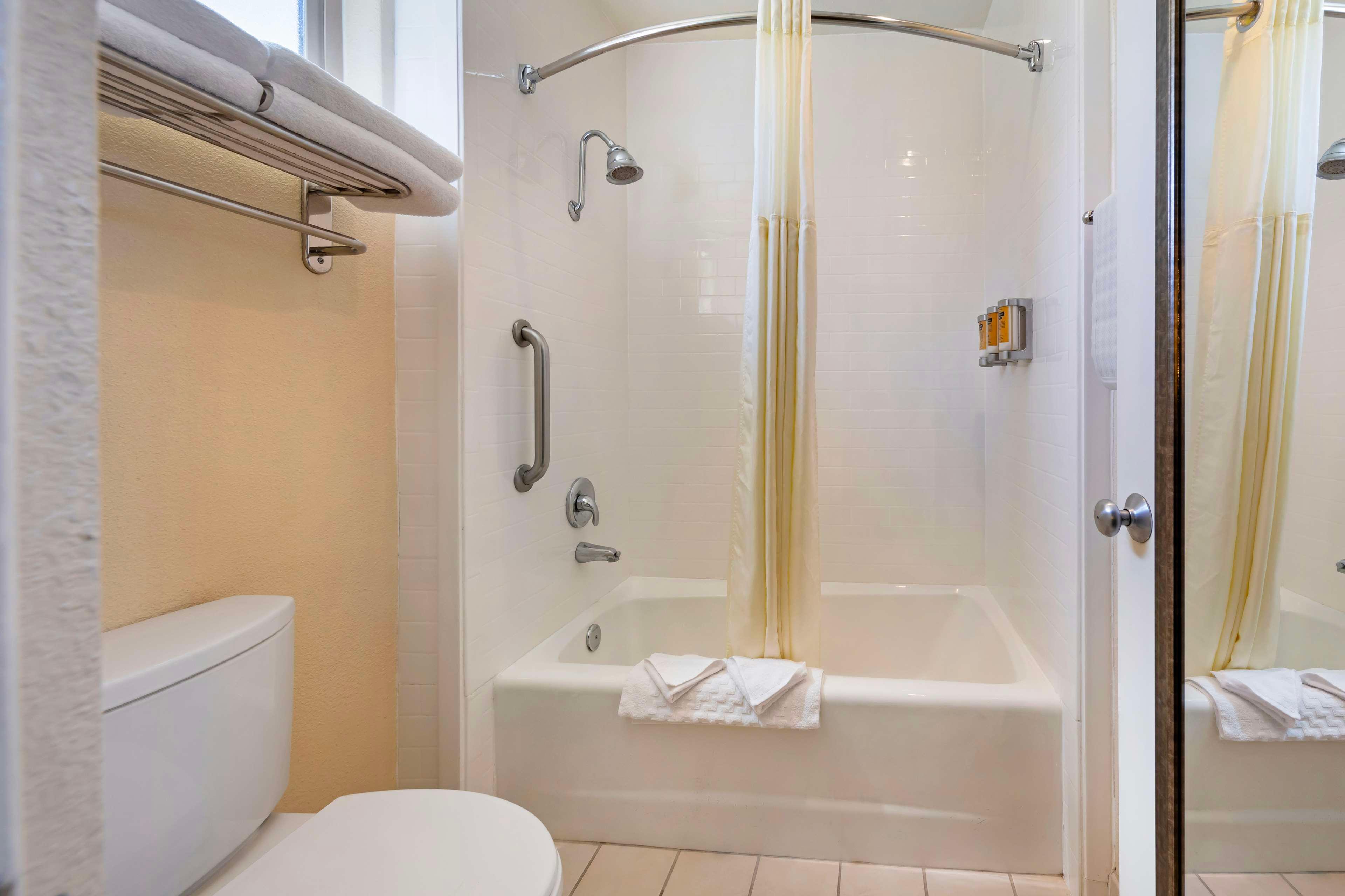 Room Two Queen Beds Non Smoking