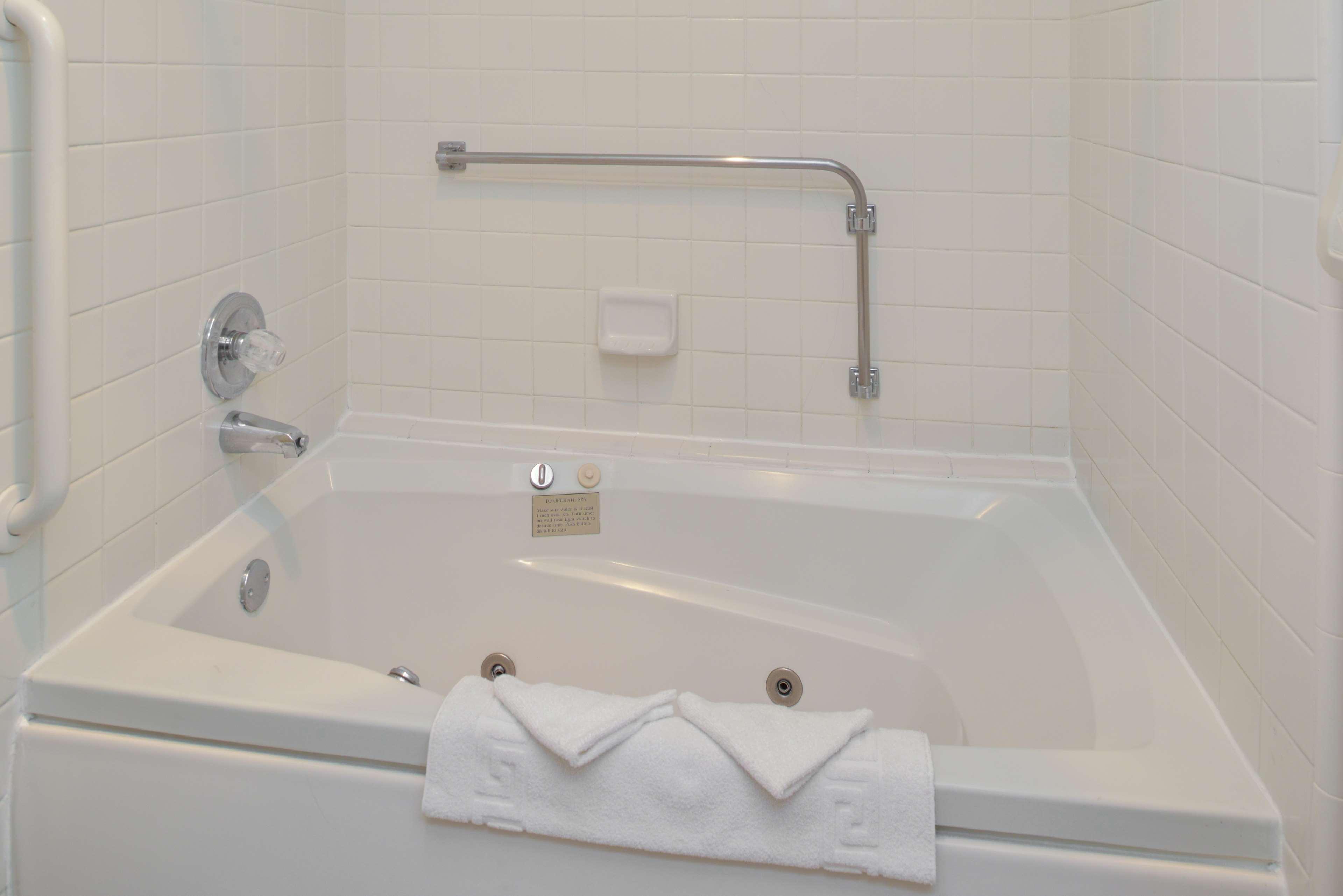 Room King Bed Non Smoking