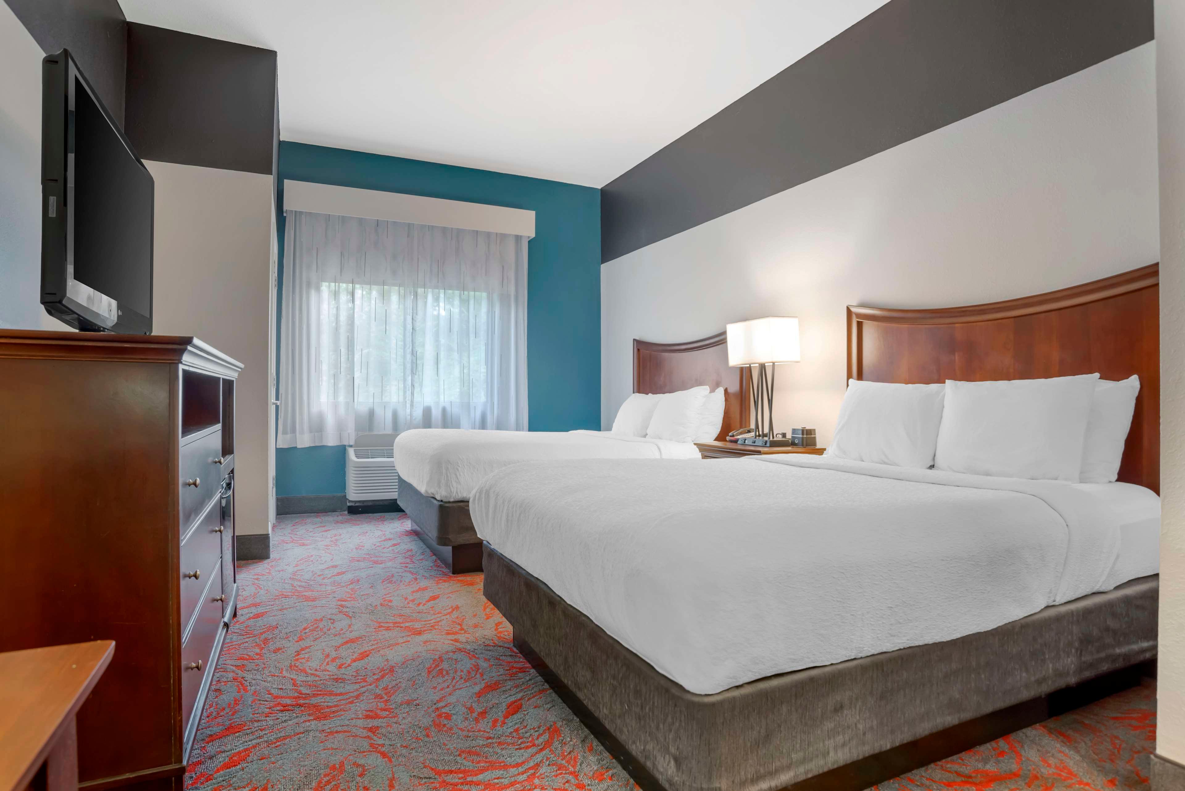 Suite Two Queen Beds