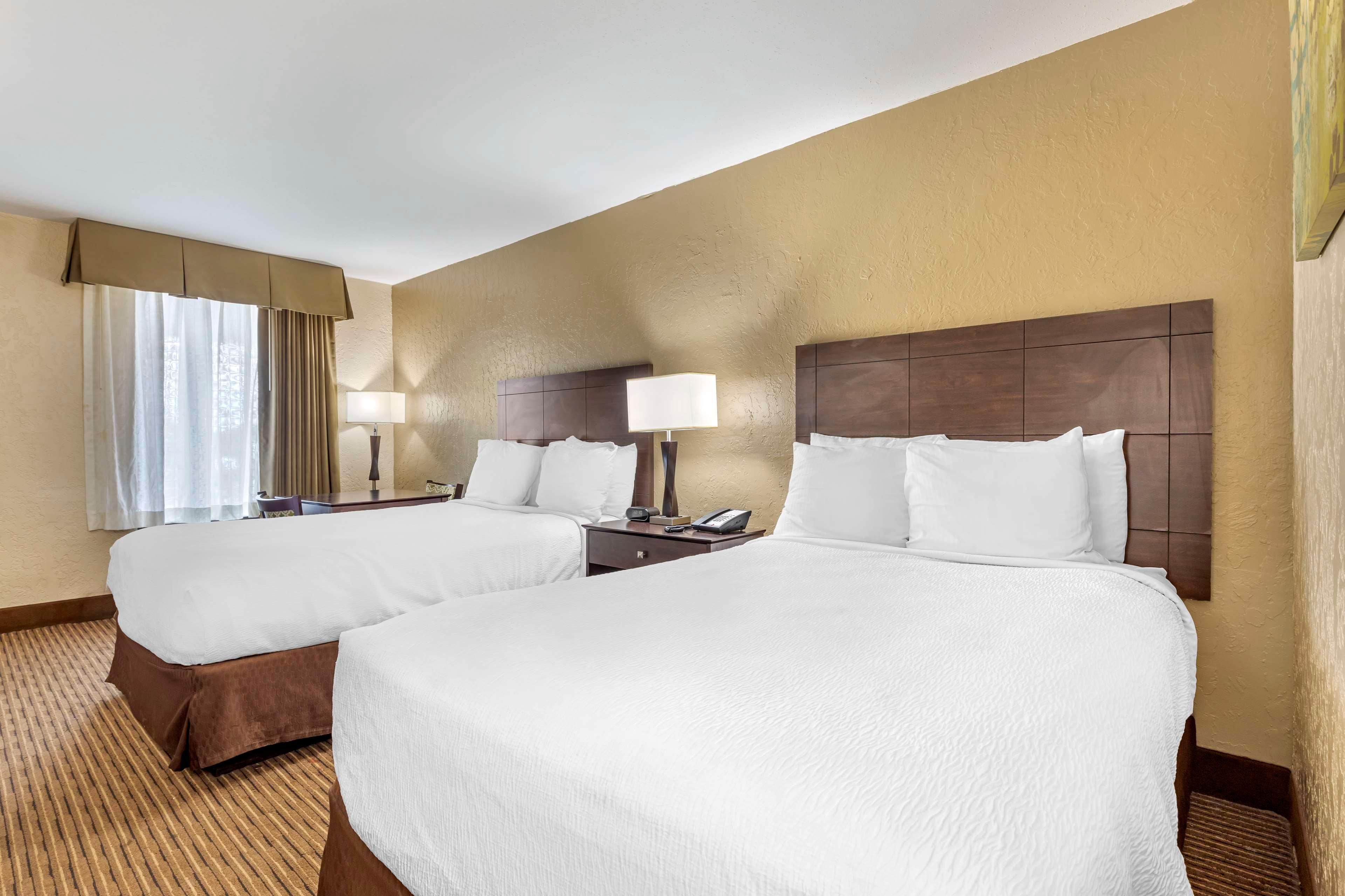 Room Two Double Beds