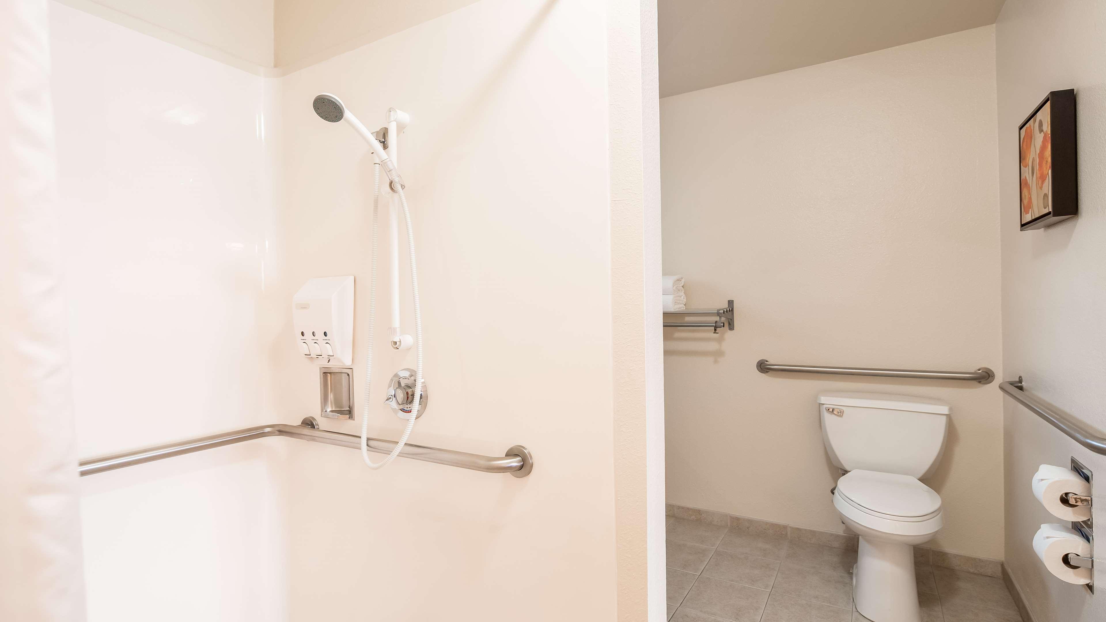 Double Accessible-queen Size Bed