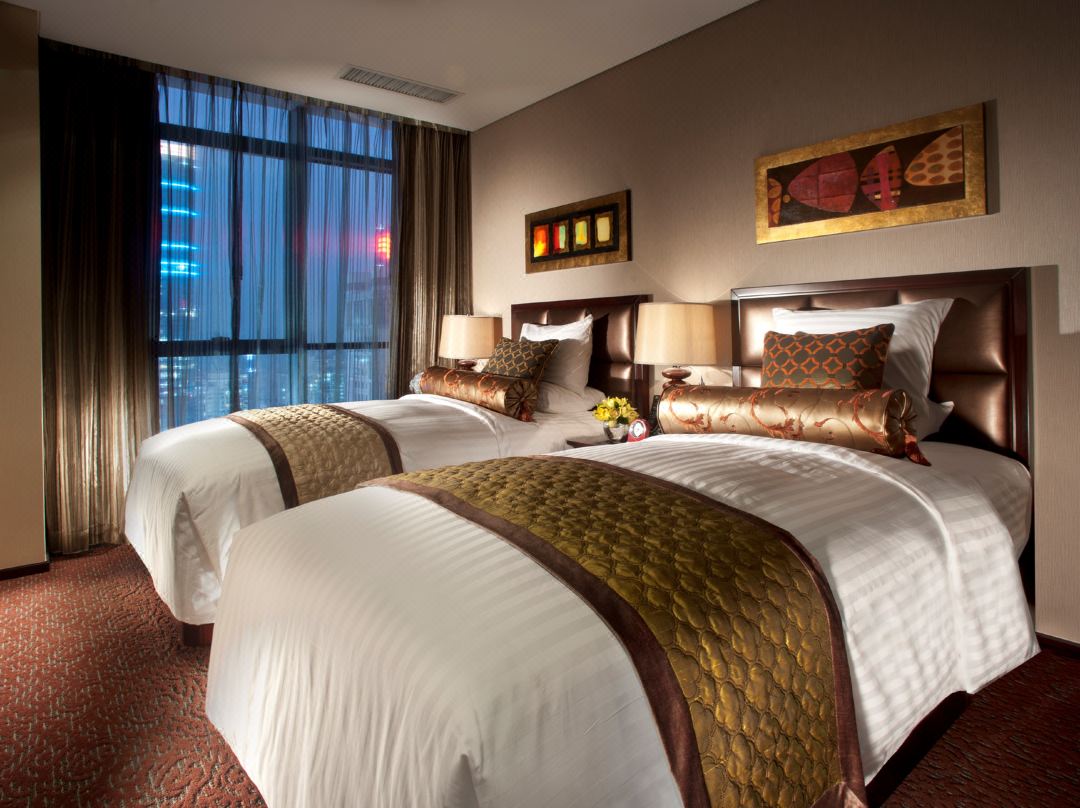 Family Room Deluxe Two Bedroom