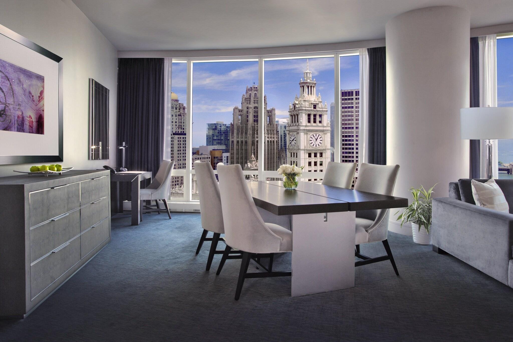 Suite Grand with Views