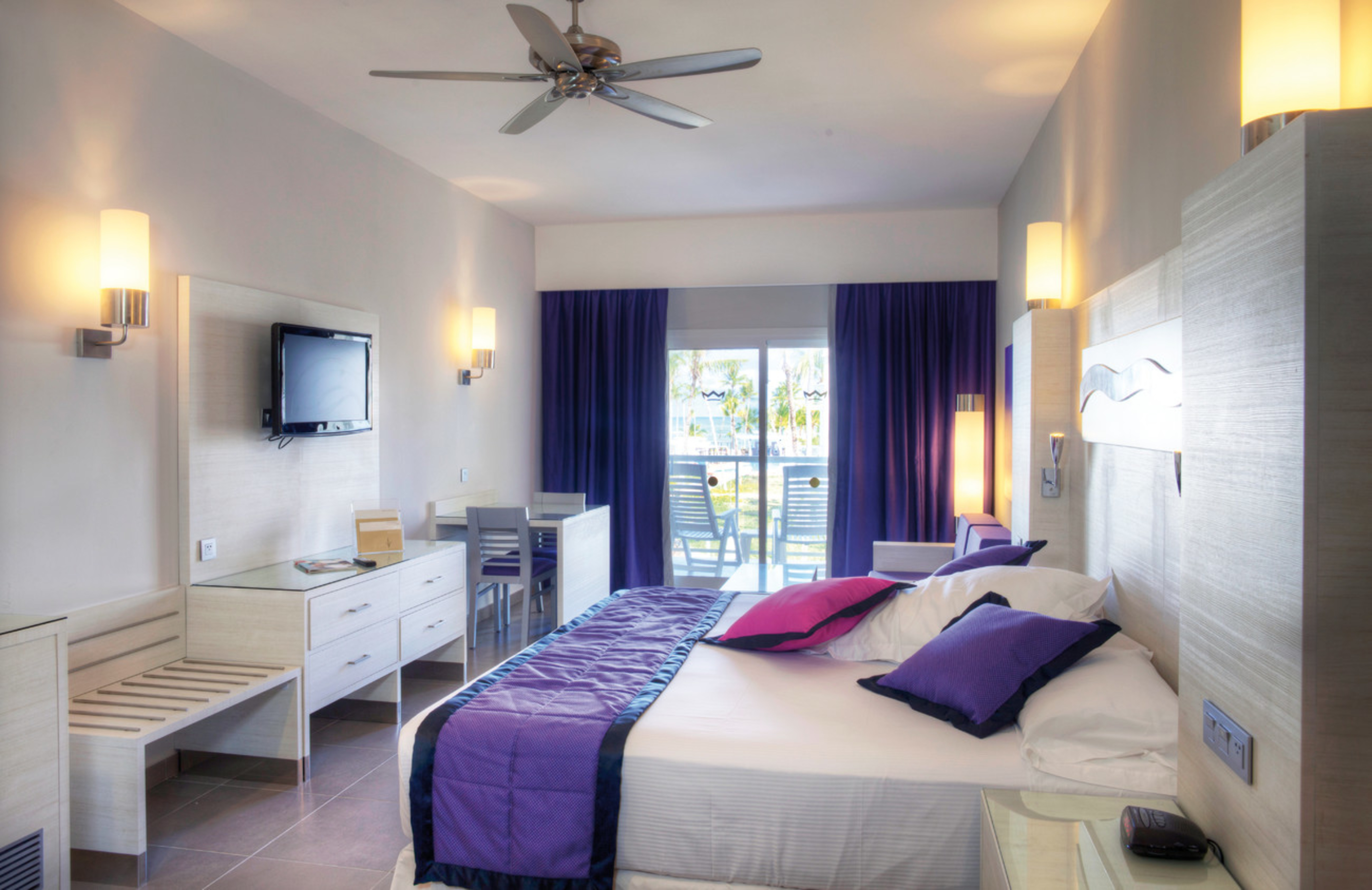 Junior Suite Pool View