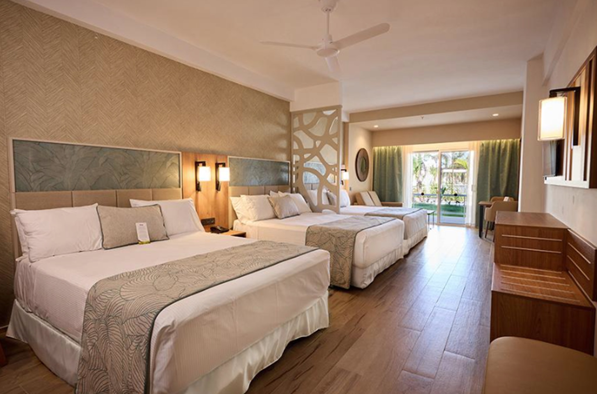 Family Room Classic Garden View