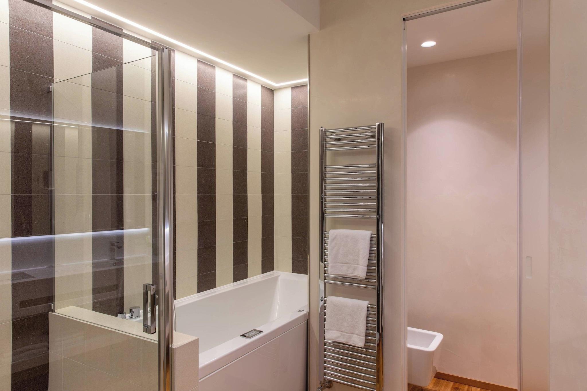 Junior Suite King Size Bed