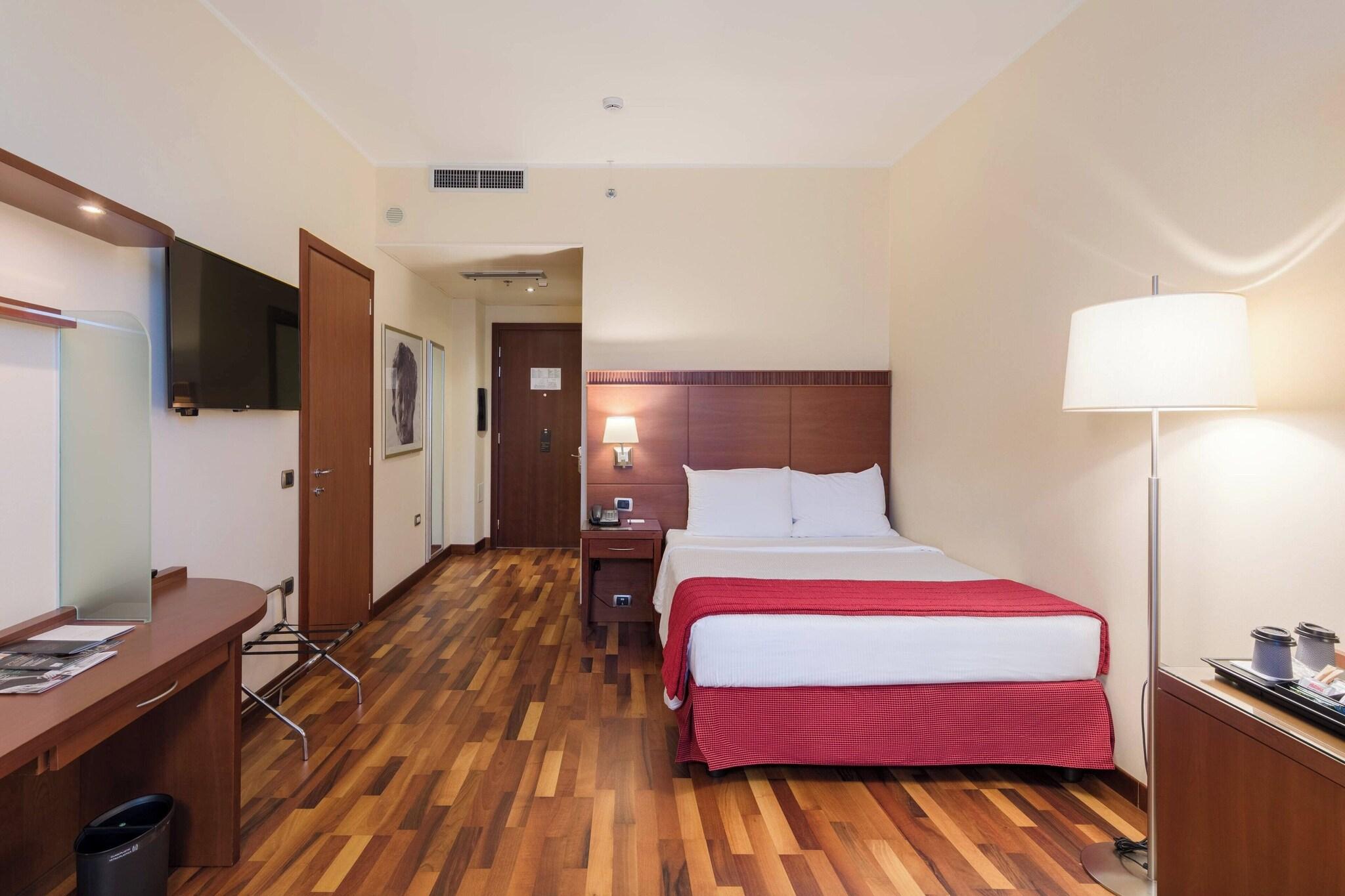 Double King Size Bed