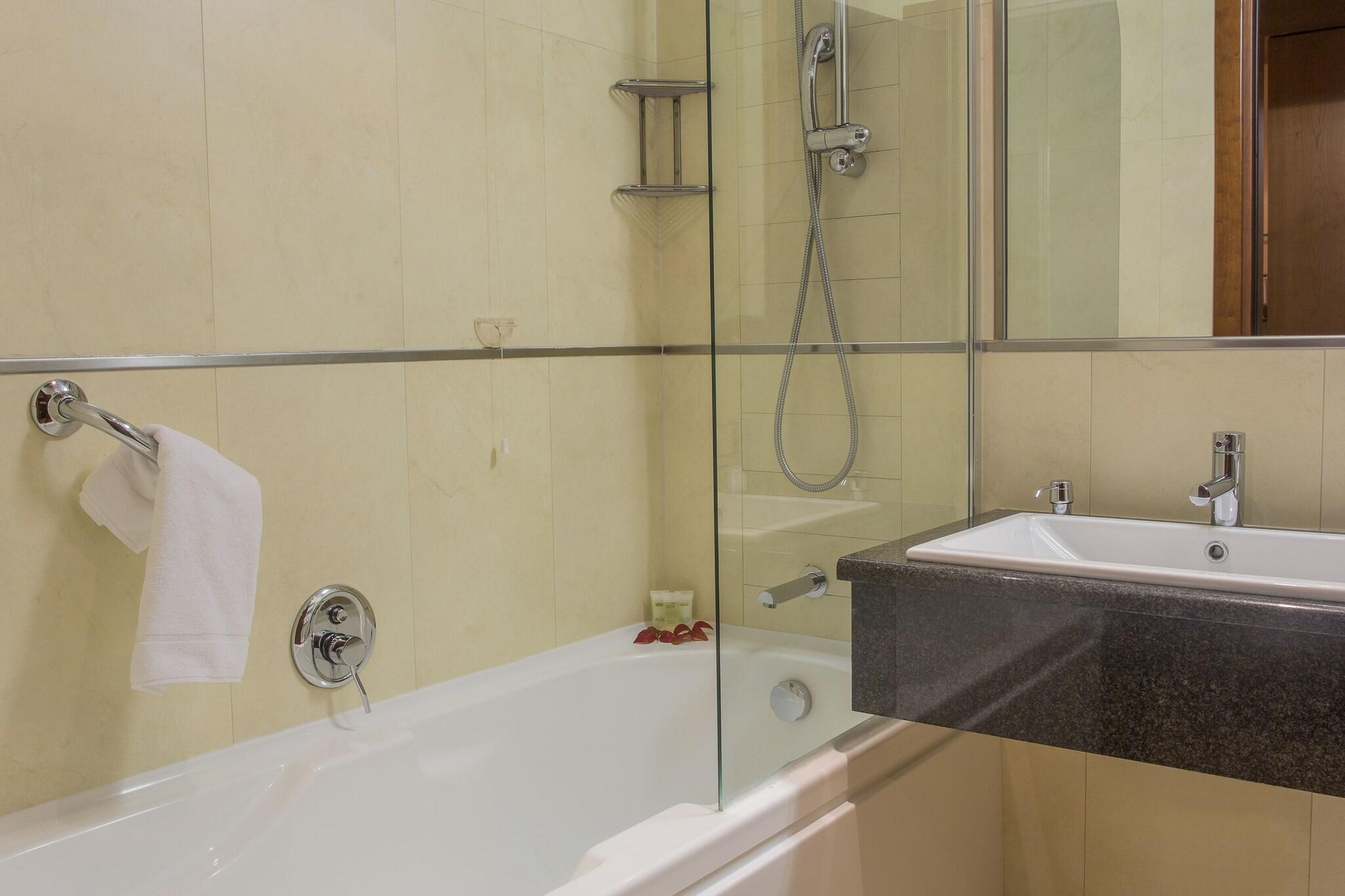 Family Room King Size Bed